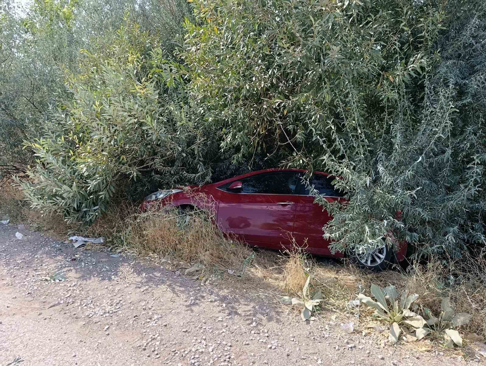 Malatya&rsquo;da otomobil şarampole devrildi: 1 yaralı