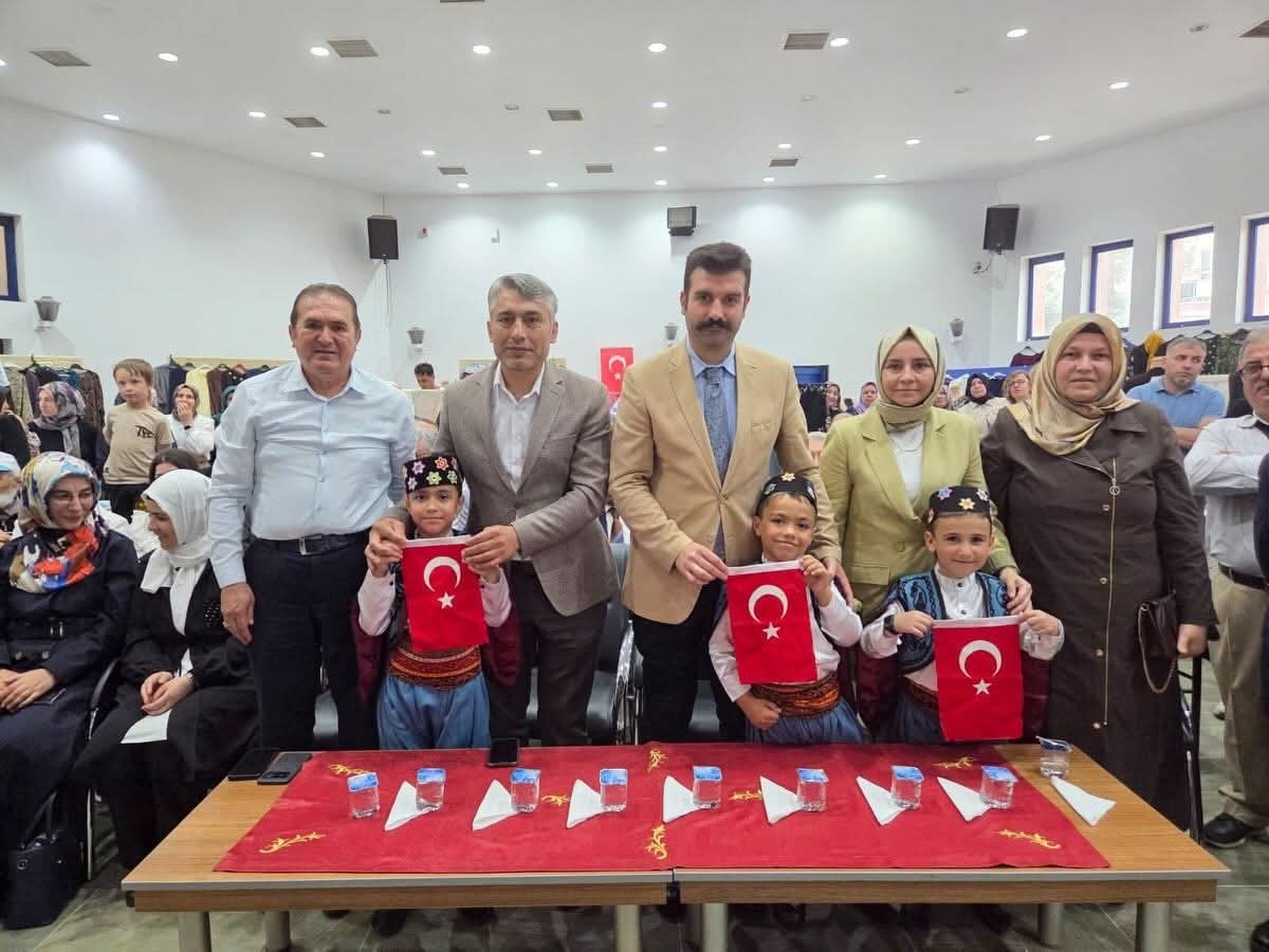 Sandıklı’da ’Hayat boyu öğrenme’ sergisi açıldı