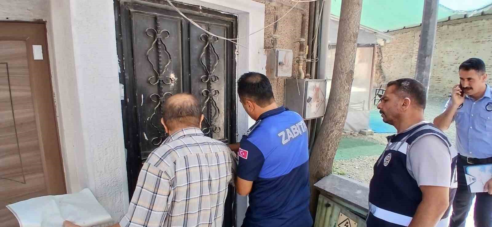 Battalgazi&rsquo;de kumar oynatılan iş yerlerine m&uuml;h&uuml;rleme işlemi