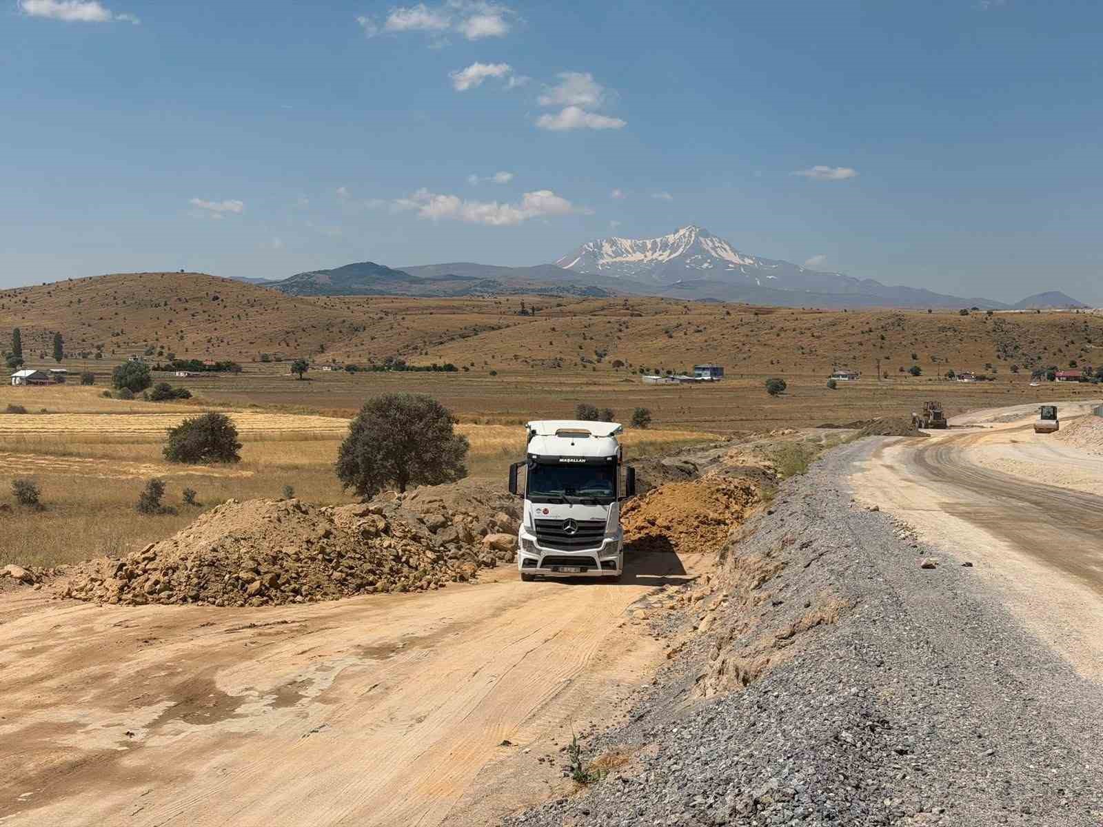 Tomarza-Malatya Bağlantı Yolu’nda geri sayım başladı