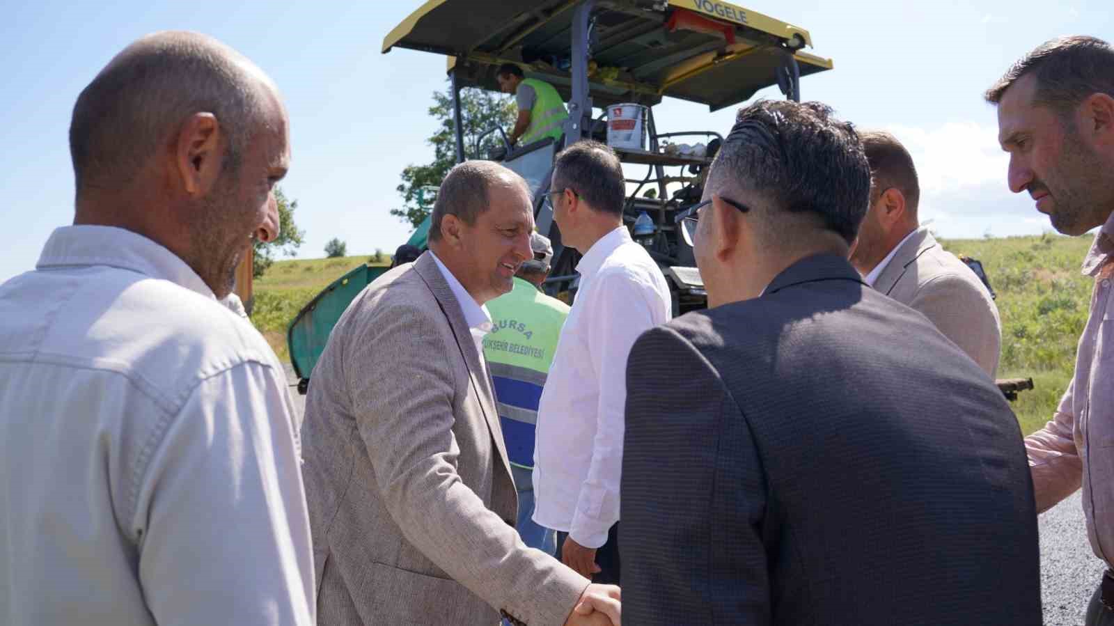 İznik-Gölcük bağlantı yoluna sıcak asfalt