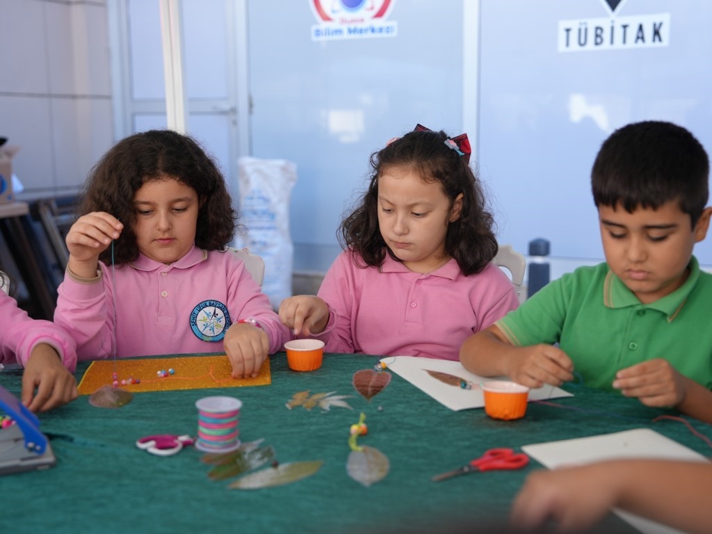 Bilim şenliğini 6 bin 500 kişi ziyaret etti