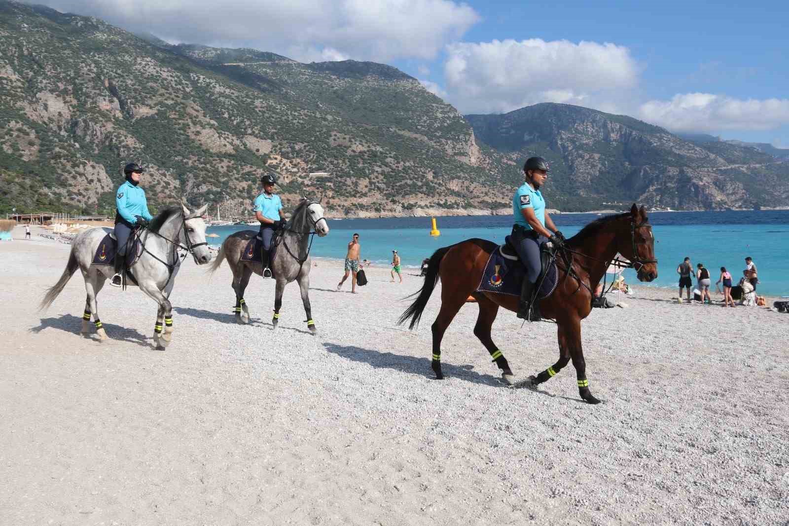 Atlı Jandarma Timleri, Ölüdeniz’de görev başında