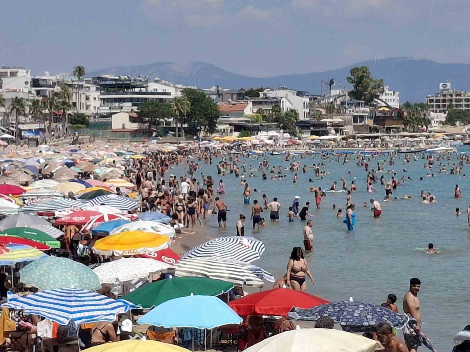 Didim’de yaz keyfi sürüyor
