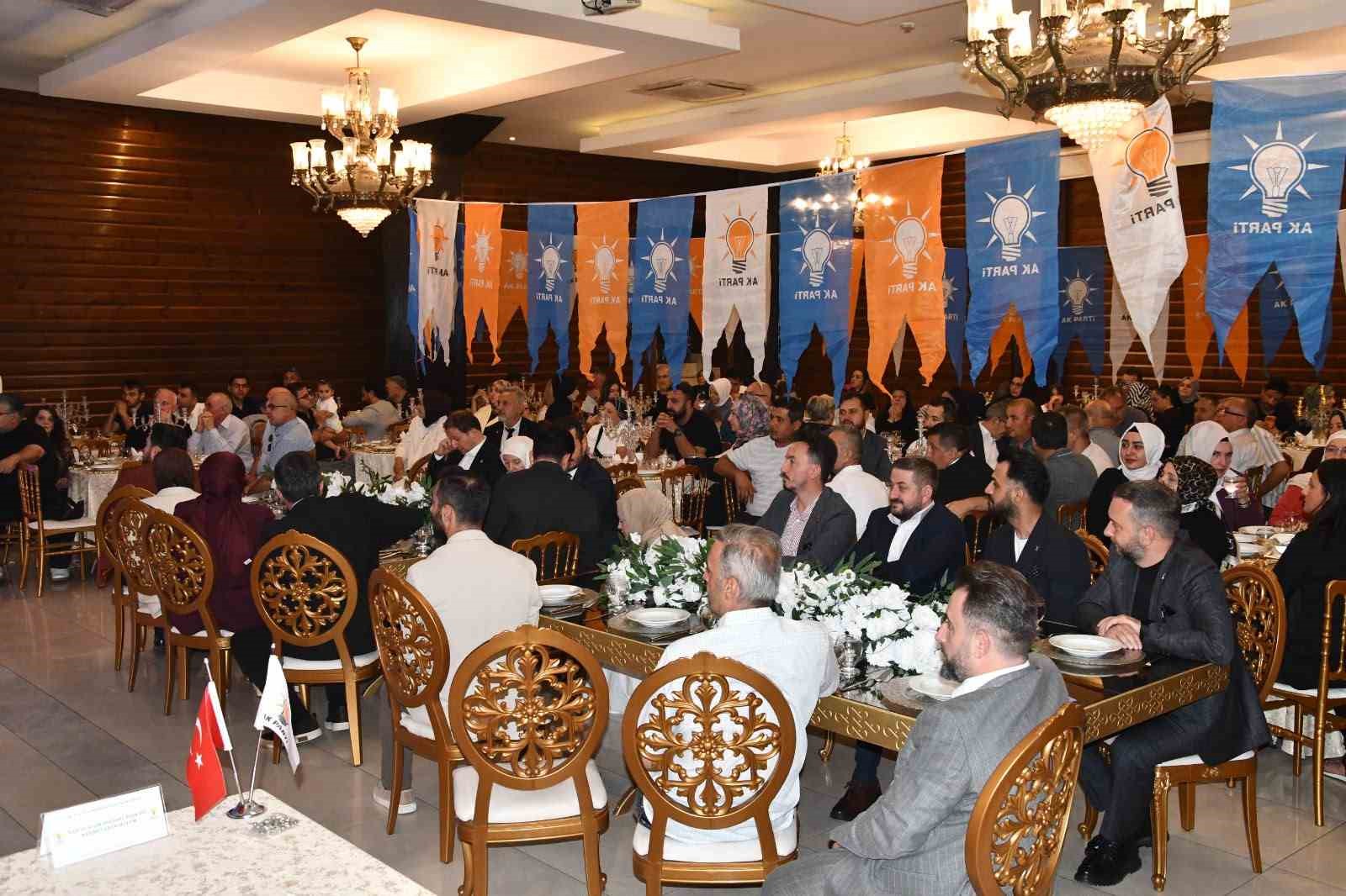 AK Parti Osmangazi&rsquo;de hedef 16 bin yeni &uuml;ye