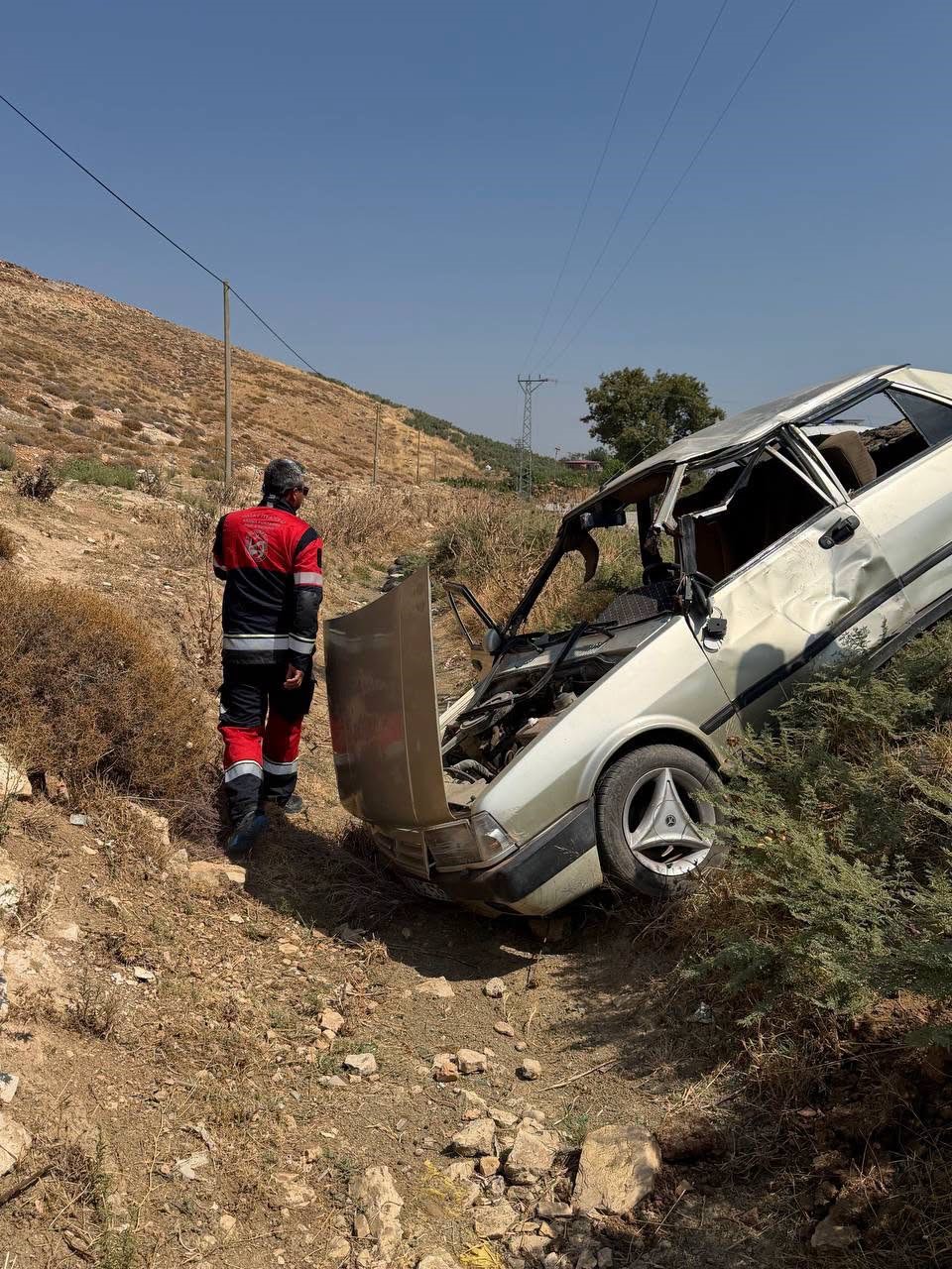 Kırıkhan&rsquo;da trafik kazası: 3 yaralı