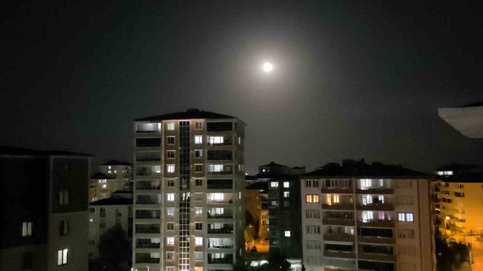 &Ccedil;ilek Dolunayı Edirne semalarını aydınlattı