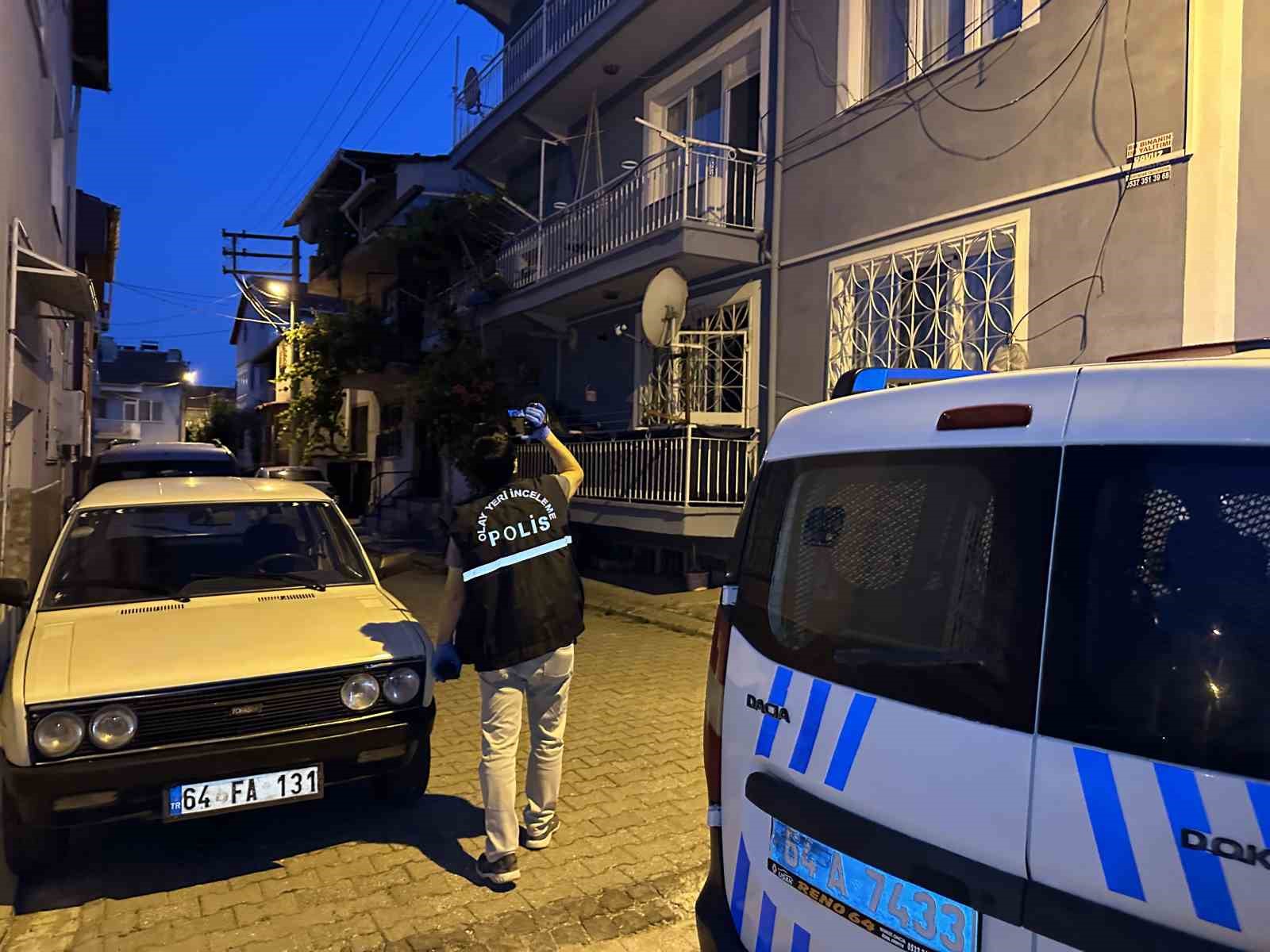 Uşak&rsquo;ta balkondan d&uuml;şen kadın hayatını kaybetti