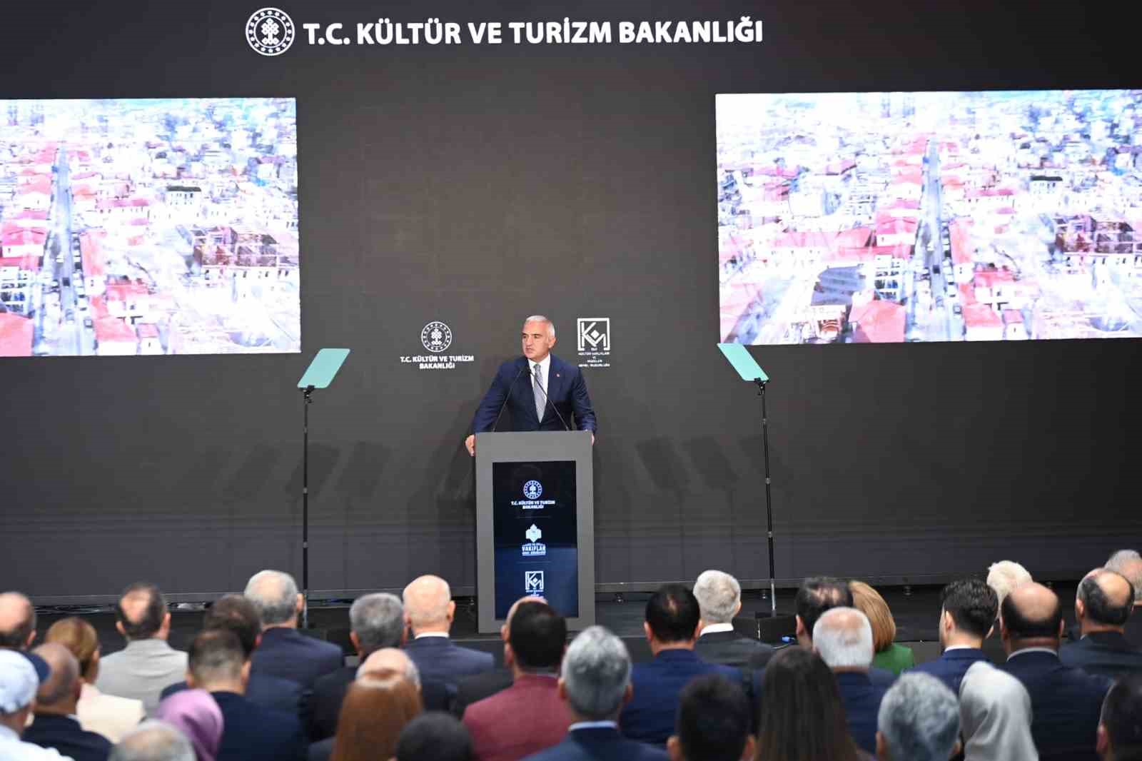 Deprem bölgesinde kültürel mirasa 34 milyar liralık ihya seferberliği