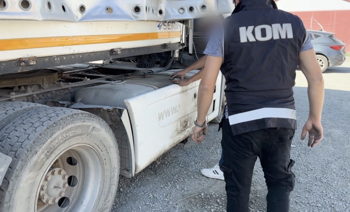 Iğdır’da 9 bin litre kaçak akaryakıt ele geçirildi