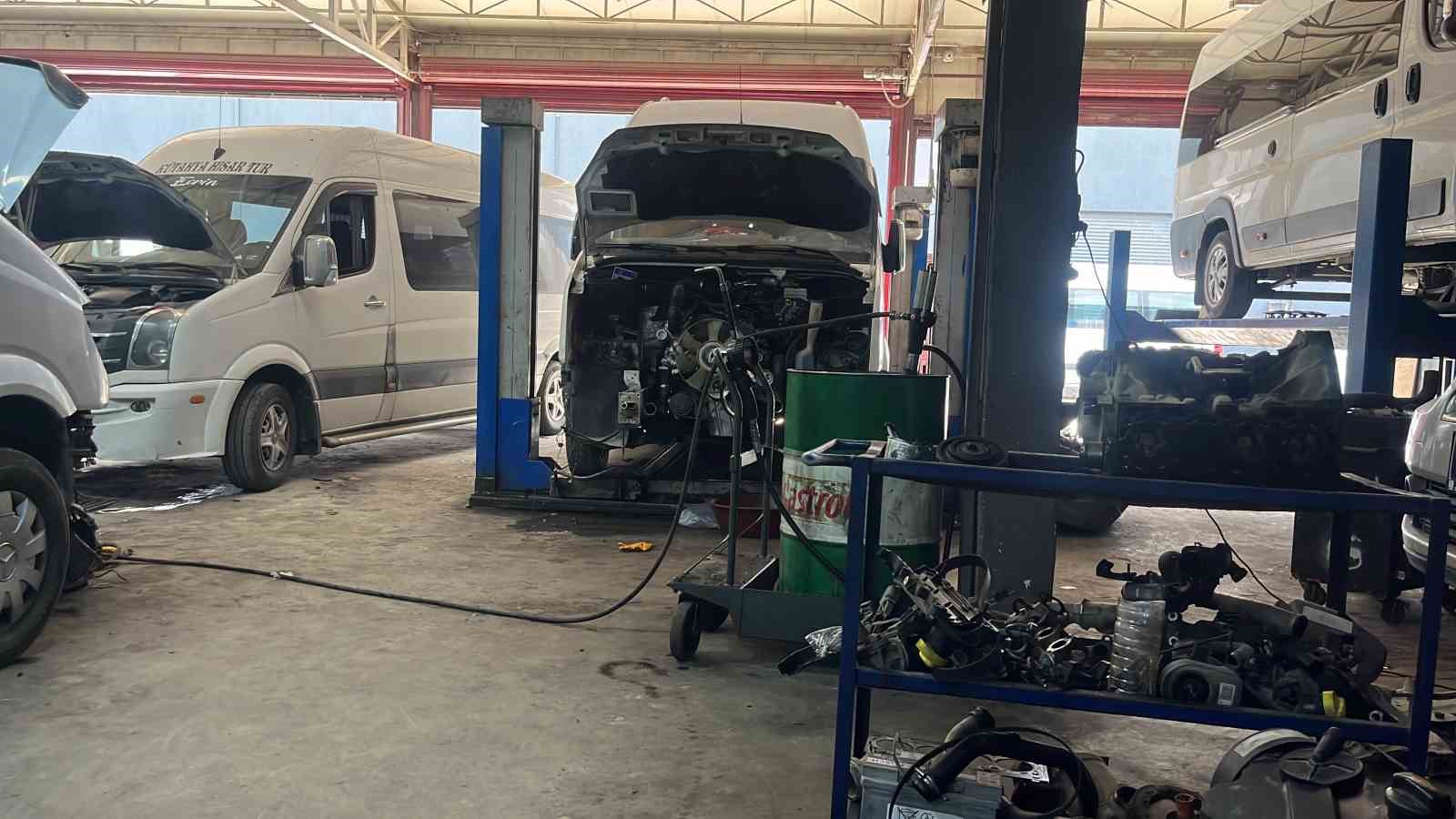 Sürücülere yaz bakımı uyarısı: "Küçük masraflardan kaçarken motoru kaybetmeyin"