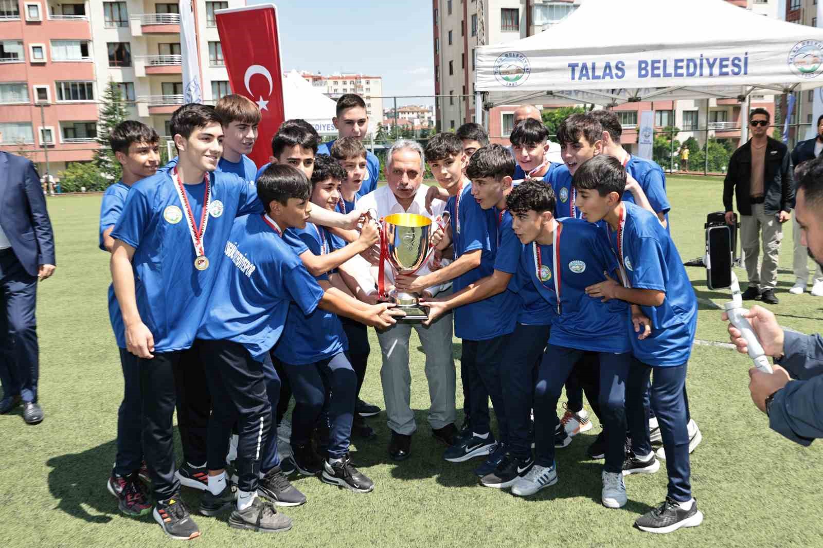 Geleceğin yıldızları Talas&rsquo;ta yetişecek