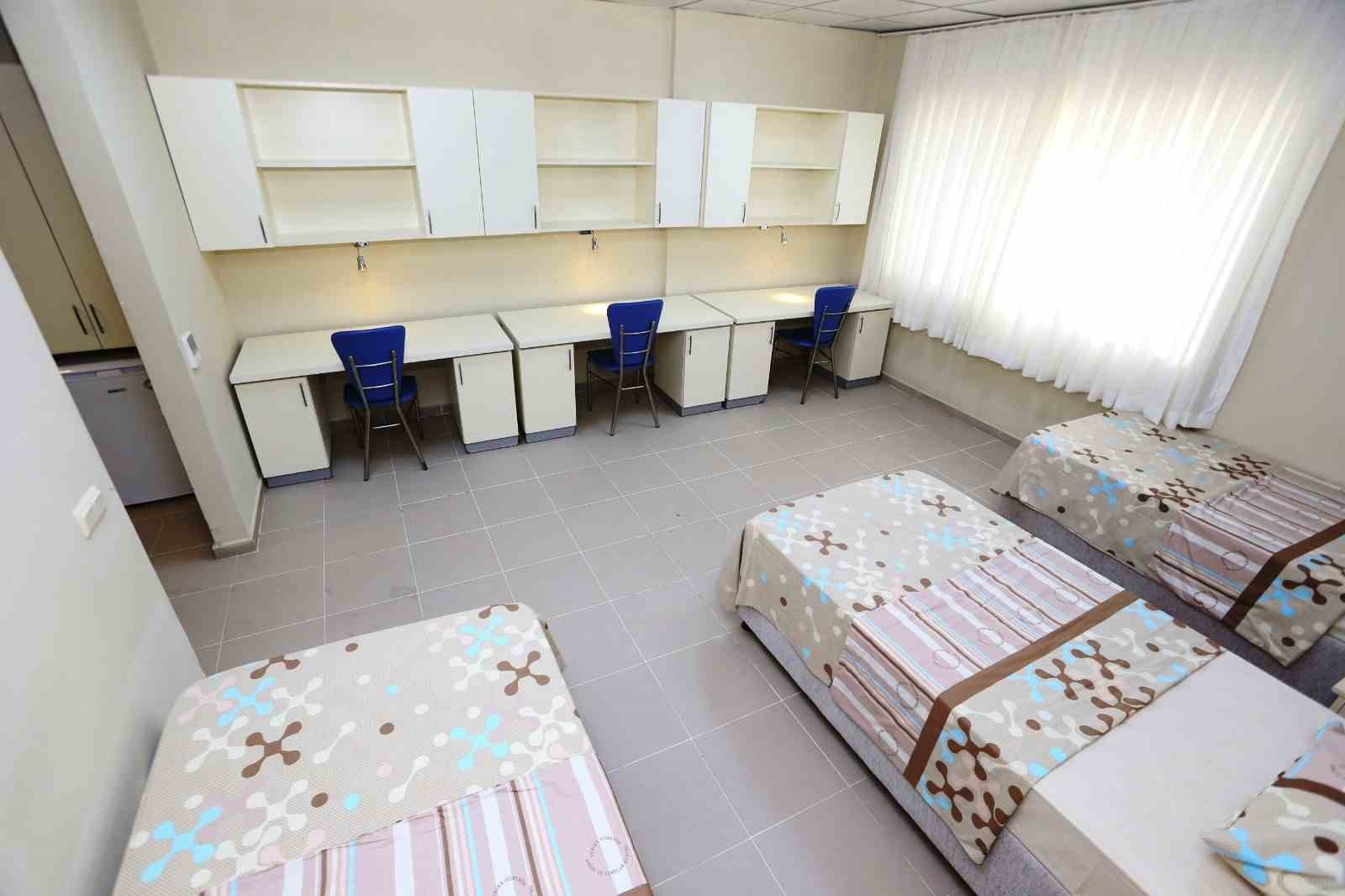 Mersin’de 10 yurtta 16 bin 407 öğrencinin barınma ihtiyacı karşılanacak