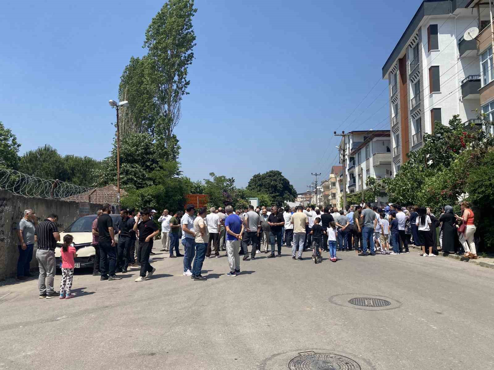 Kocaeli’de tır parkı gerginliği: Vatandaşlar projeye tepkili