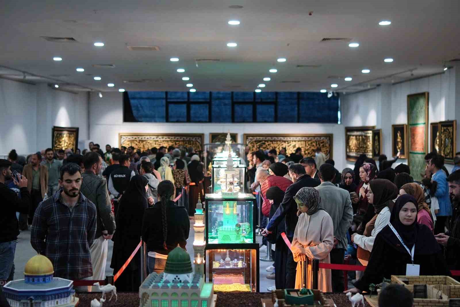 Kahramanmaraş’ta Kabe örtüleri ve mukaddes emanetler sergisi düzenlenecek