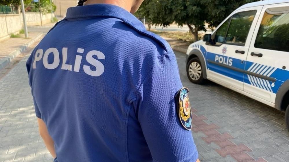 Altınlarını "koruma altına alacağız" diyerek dolandırdılar