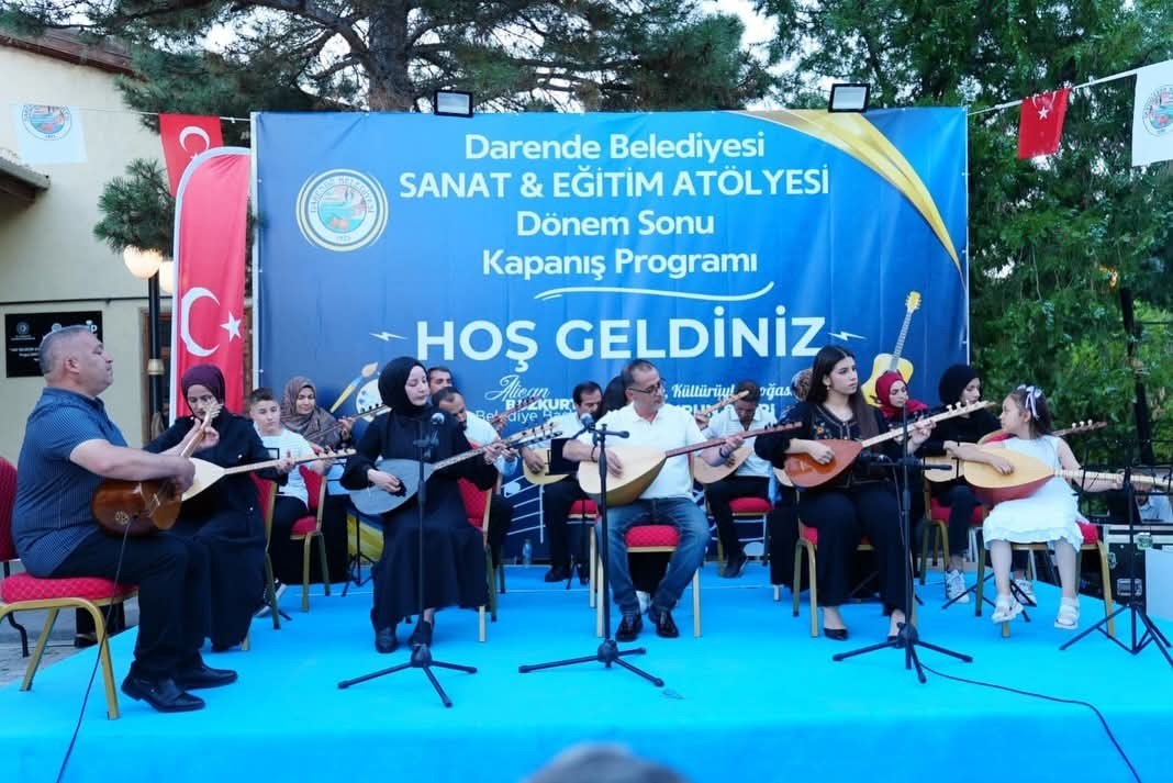 Darende Belediyesi Sanat ve Eğitim Atölyesi’nde dönem sonu heyecanı