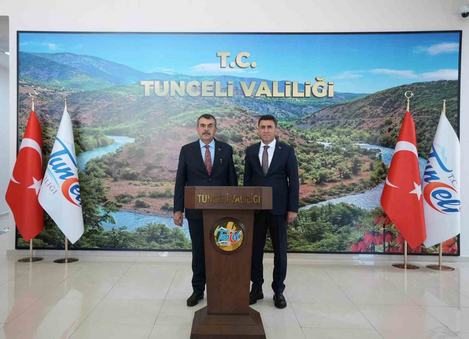 Milli Eğitim Bakanı Tekin: "Tunceli’de öğrenci sayımız hızla düşüyor"