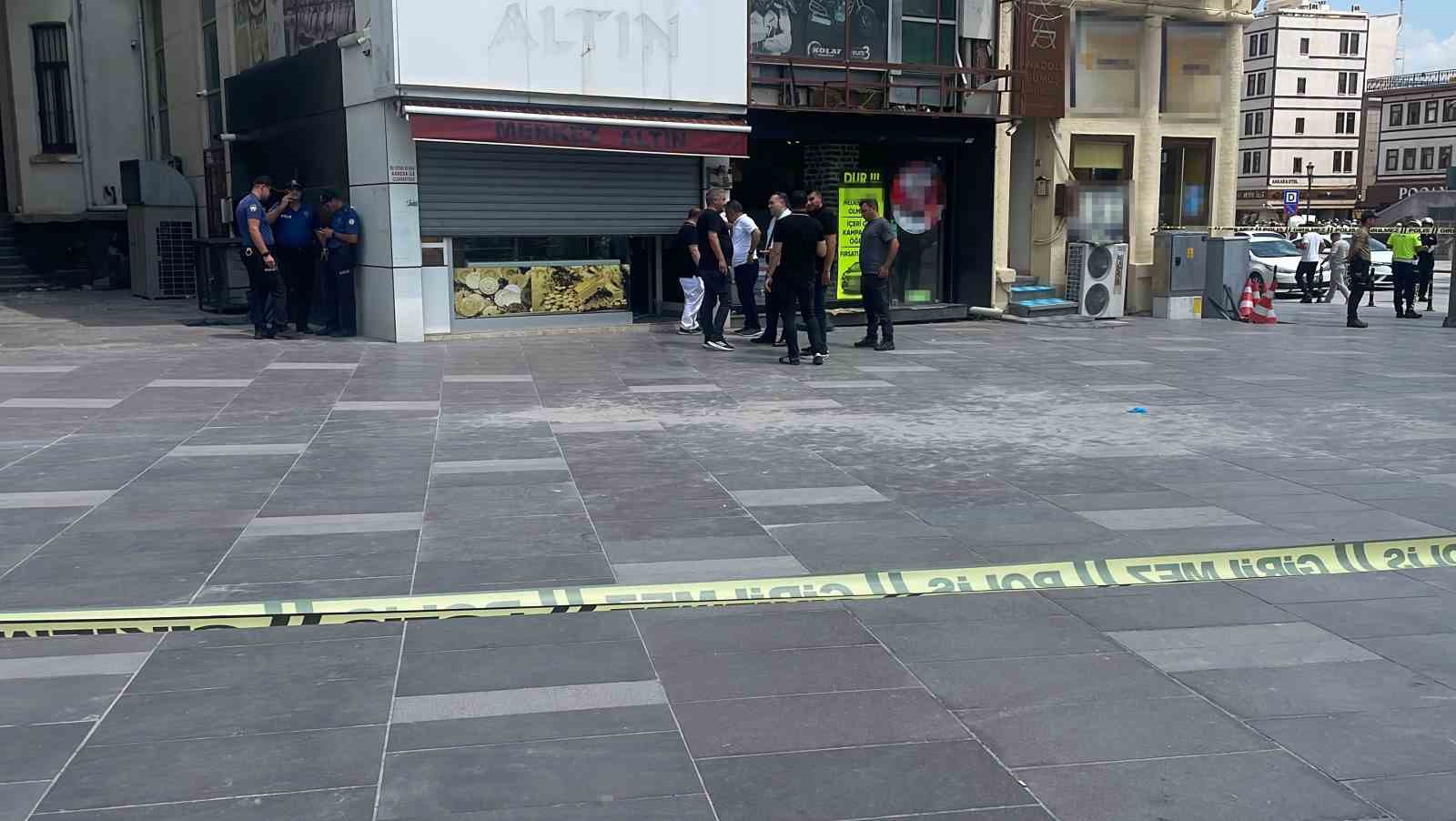 Alacak verecek meselesinde silahla vurulan kuyumcu hayatını kaybetti