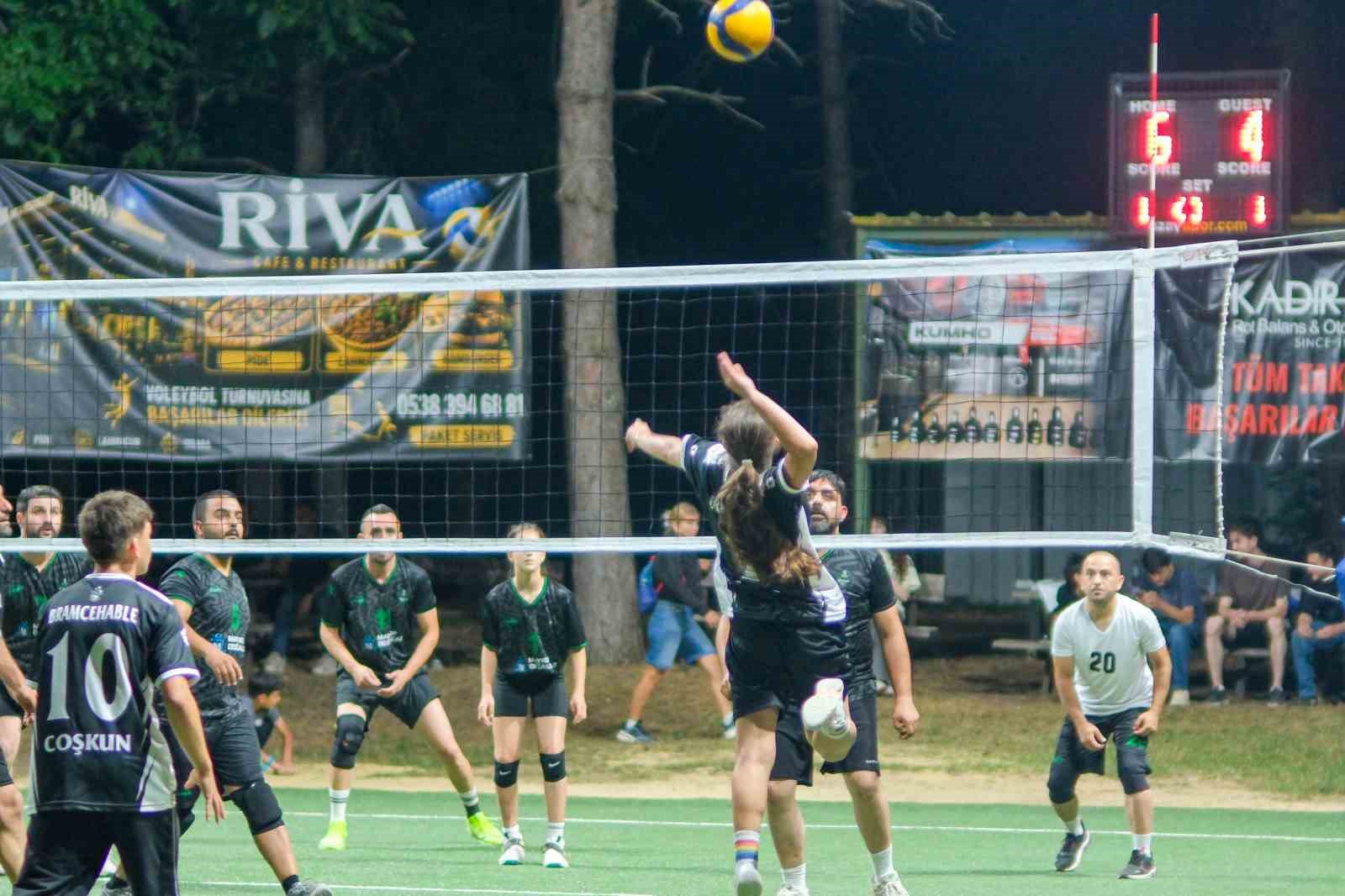 Türkiye’nin tek köy voleybol turnuvası başladı