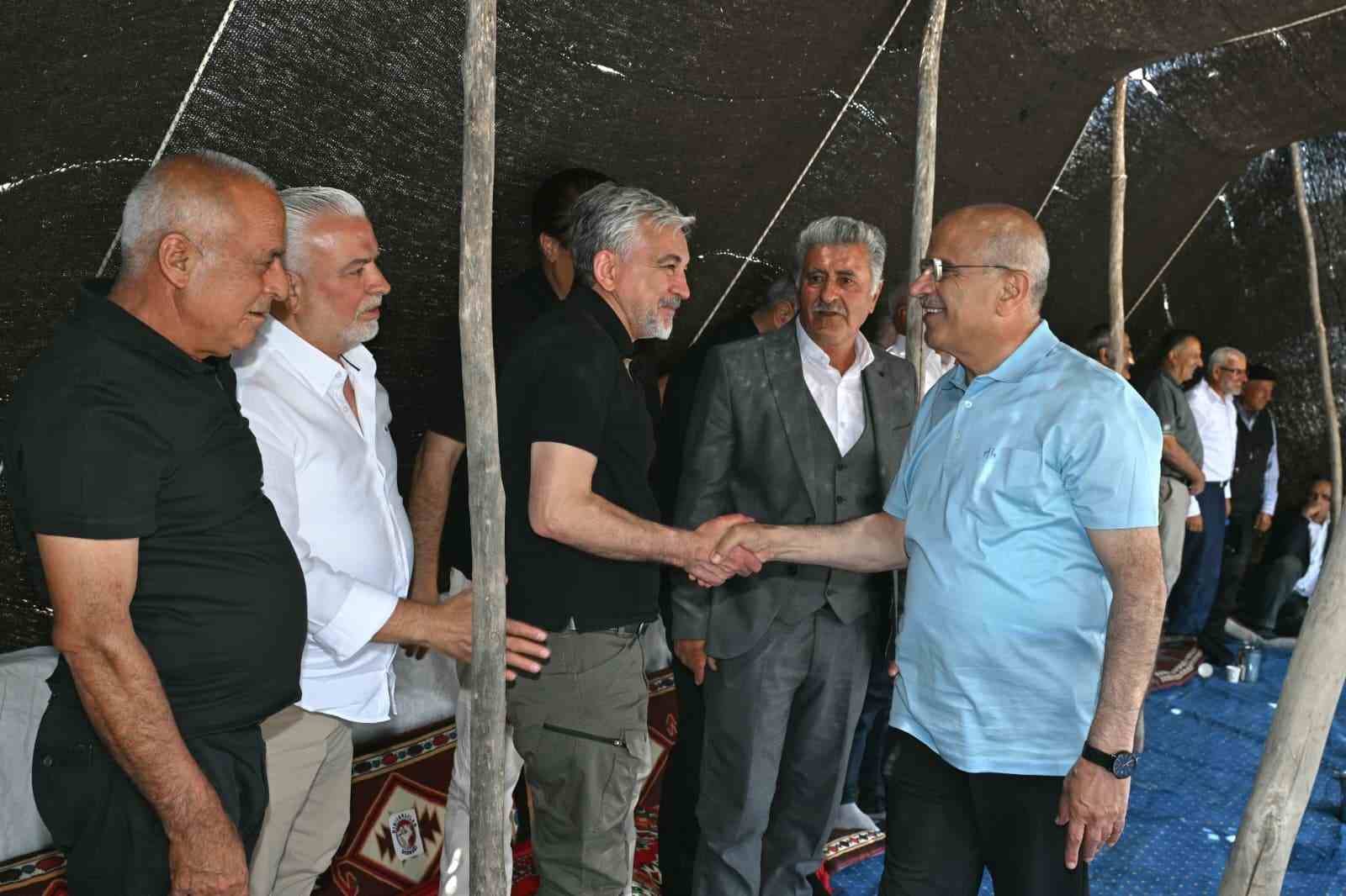 Parçikanlılar Sarıçiçek’te, Drejanlılar Yamadağı’nda buluştu