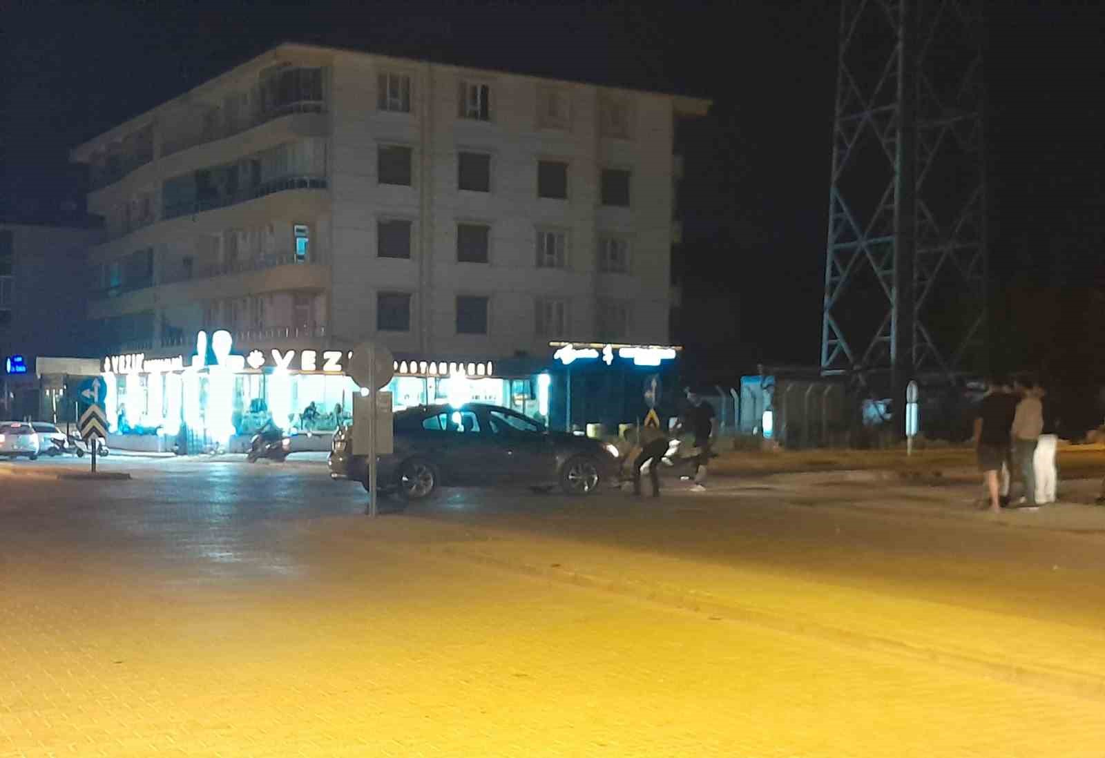Konya’da otomobille çarpışan motosikletli yaralandı