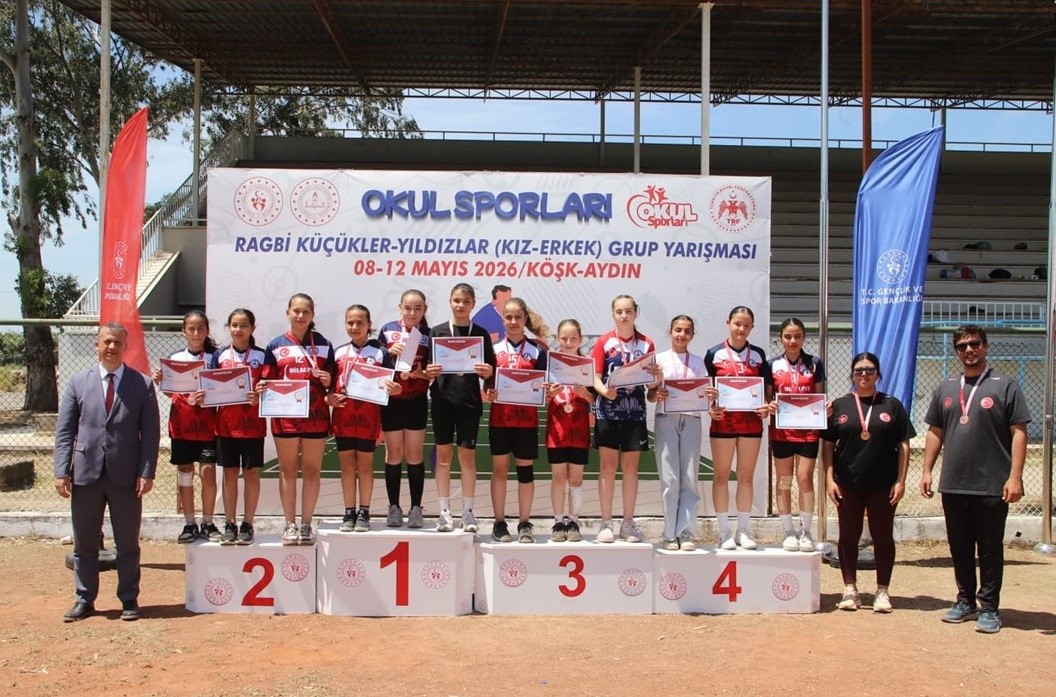 Köşk’te Ragbi Küçükler Grup Yarışmalarında takımlar madalyalarına kavuştu