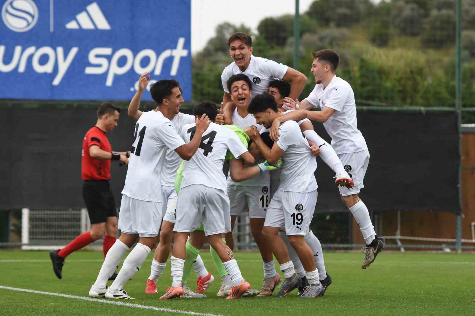 Manisa FK geleceğin yıldızlarını arıyor