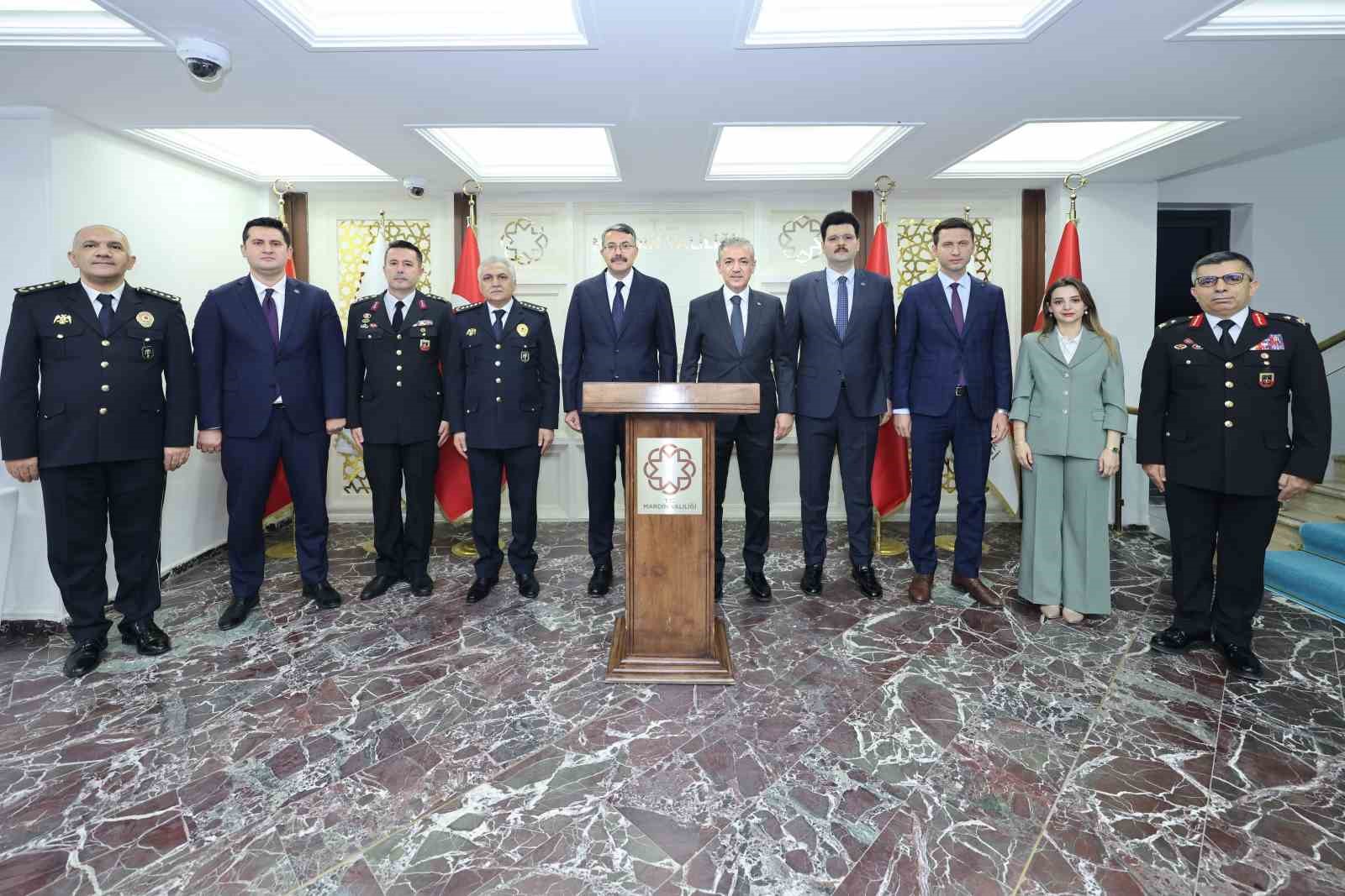 İçişleri Bakan Yardımcısı Çelik, Mardin Valisi Akkoyun ile bir araya geldi