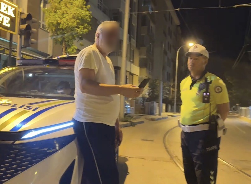 Eskişehir&rsquo;de ehliyetsiz alkoll&uuml; s&uuml;r&uuml;c&uuml;ye 350 bin TL ceza