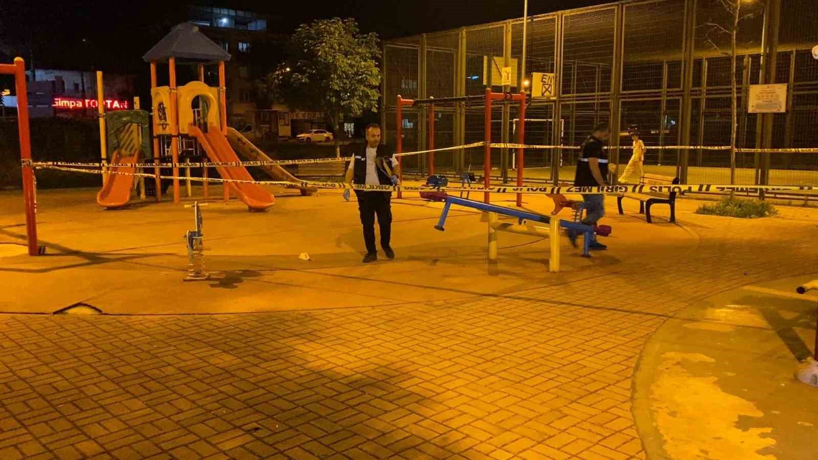 Çocuk parkında dehşeti yaşatanlar adliyeye sevk edildi