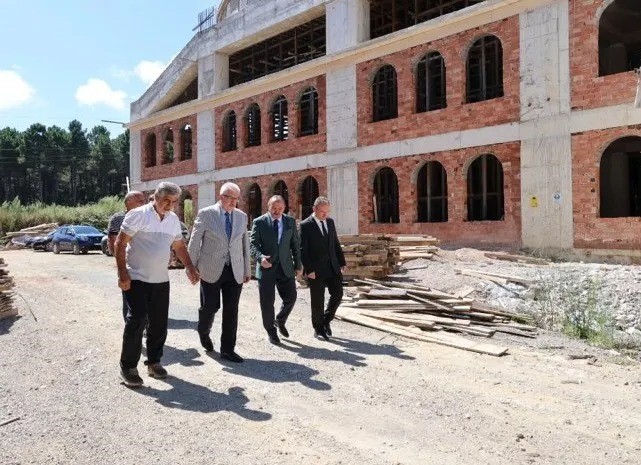 Sinop Üniversitesi Camisi inşaatı devam ediyor