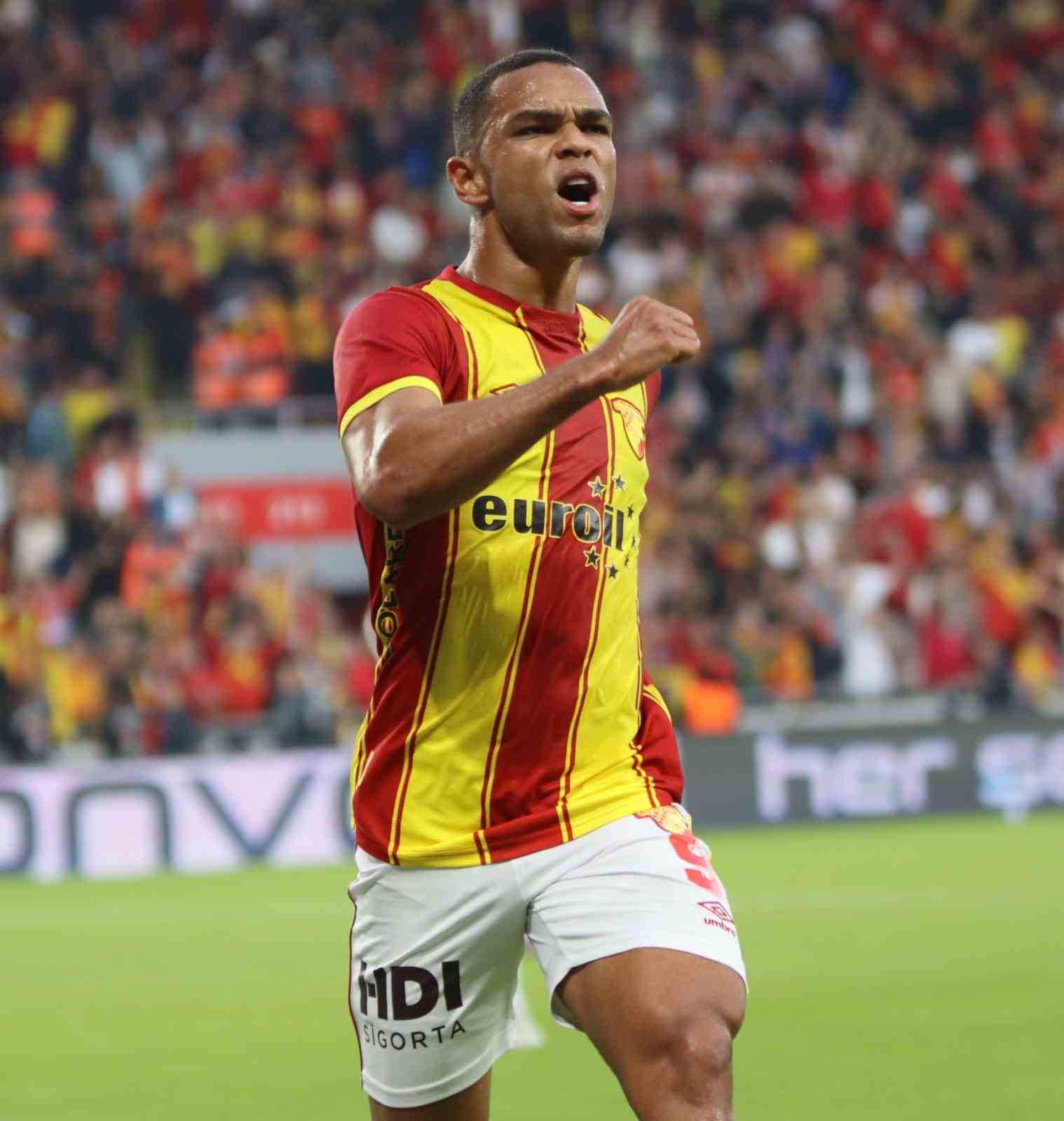G&ouml;ztepe&rsquo;nin yıldızı Juan, CSKA Moskova yolunda