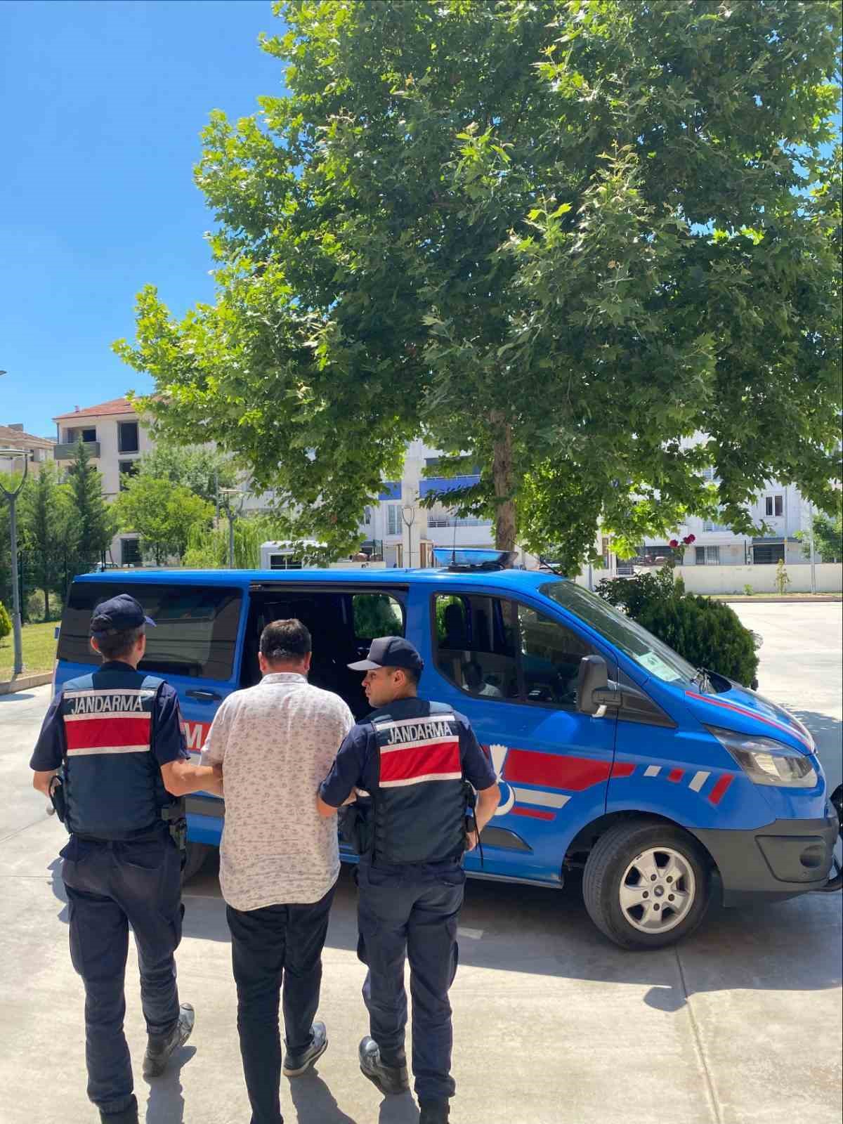 Bilecik’te gözaltına alınan tefeci tutuklandı