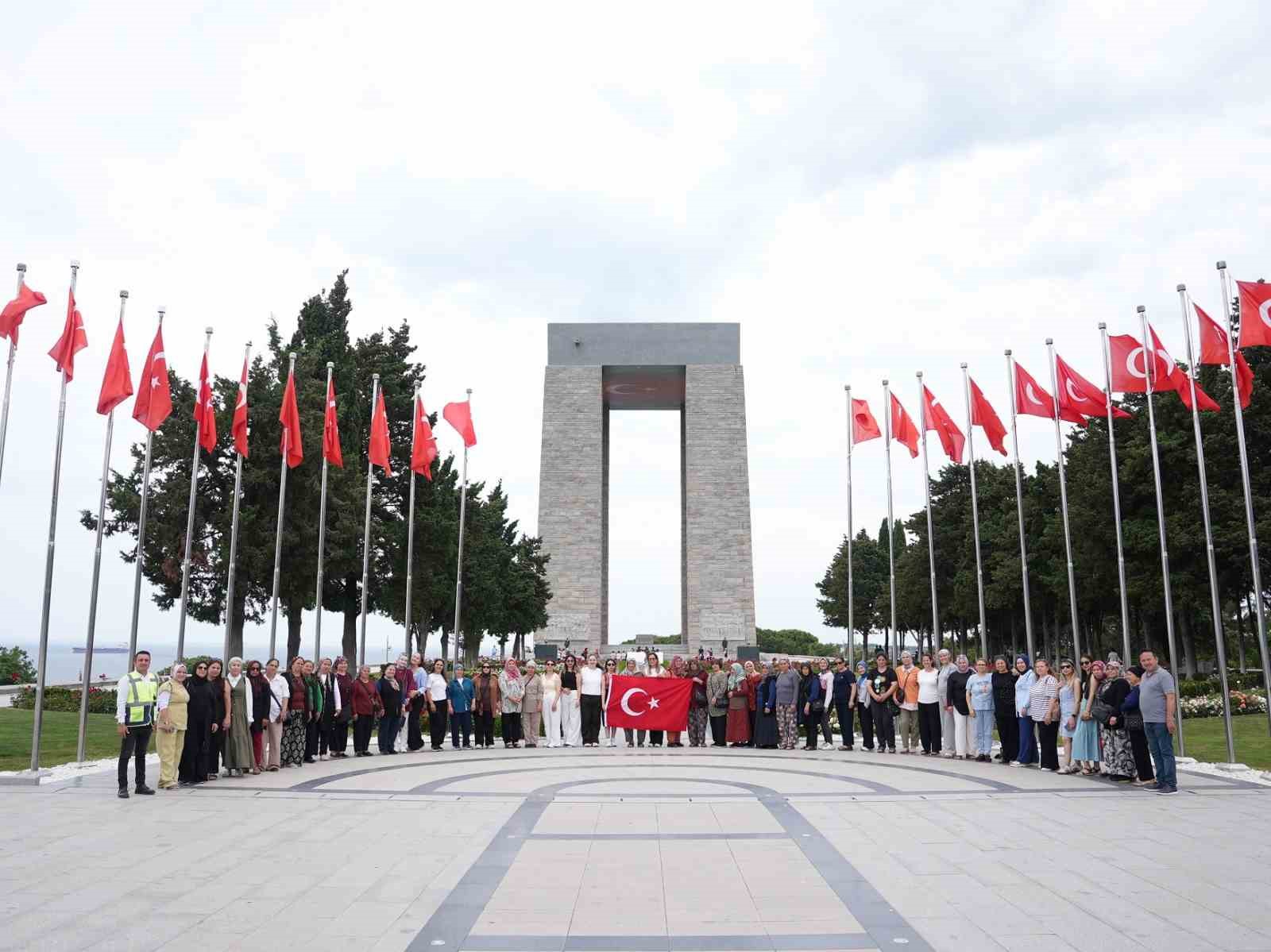 Denizli Büyükşehirden kırsaldaki kadınlara anlamlı Çanakkale yolculuğu