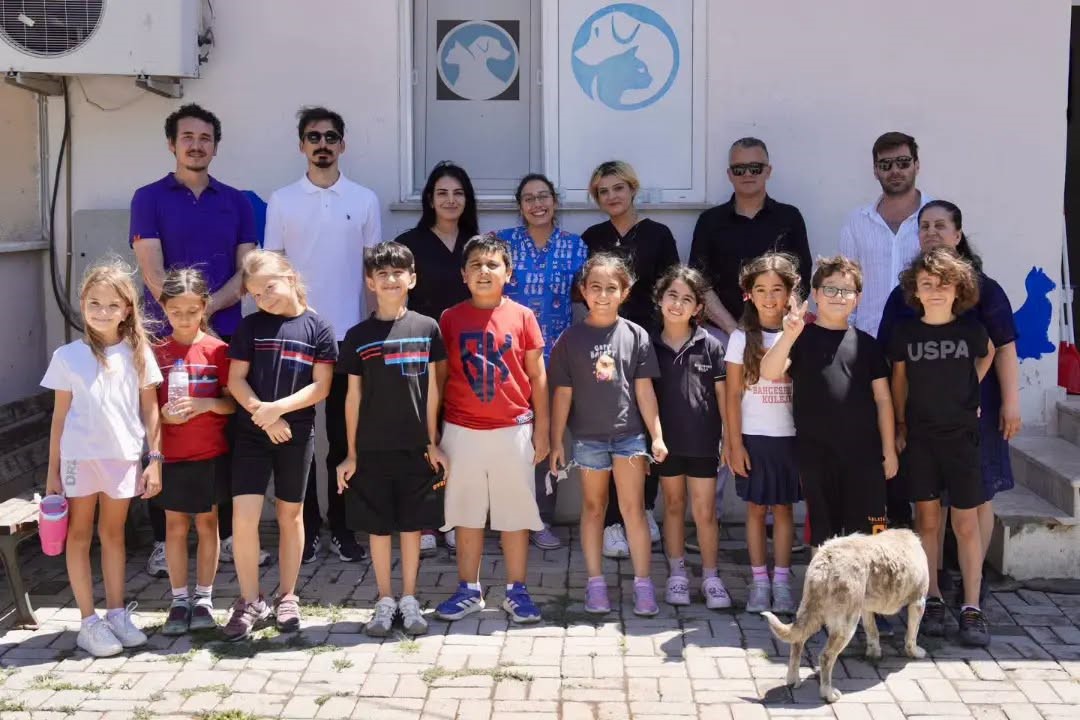 Burhaniyeli öğrencilerden can dostlara sevgi dolu dokunuş