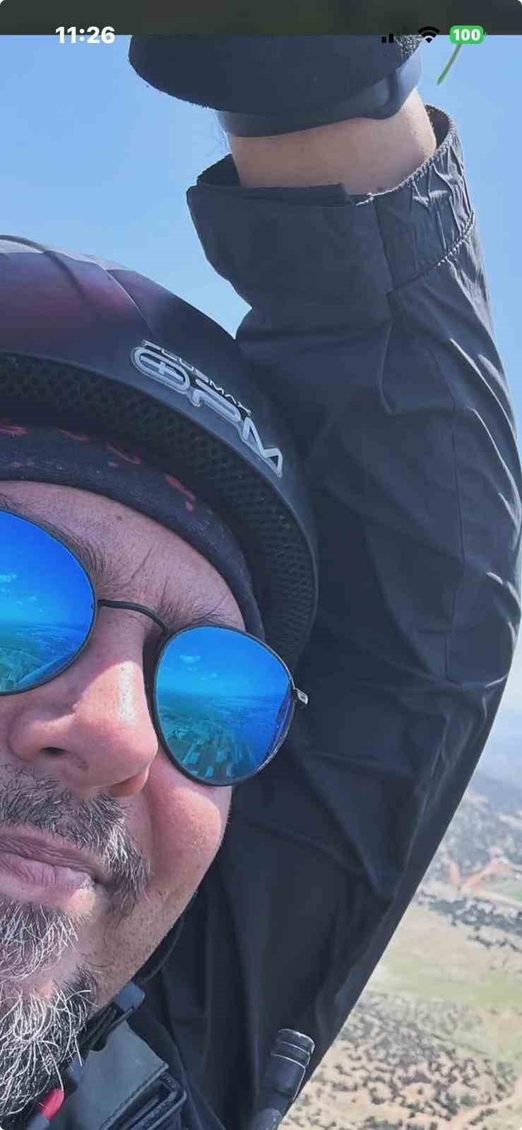Yama&ccedil; paraş&uuml;t&uuml;yle buldan semalarında u&ccedil;tu