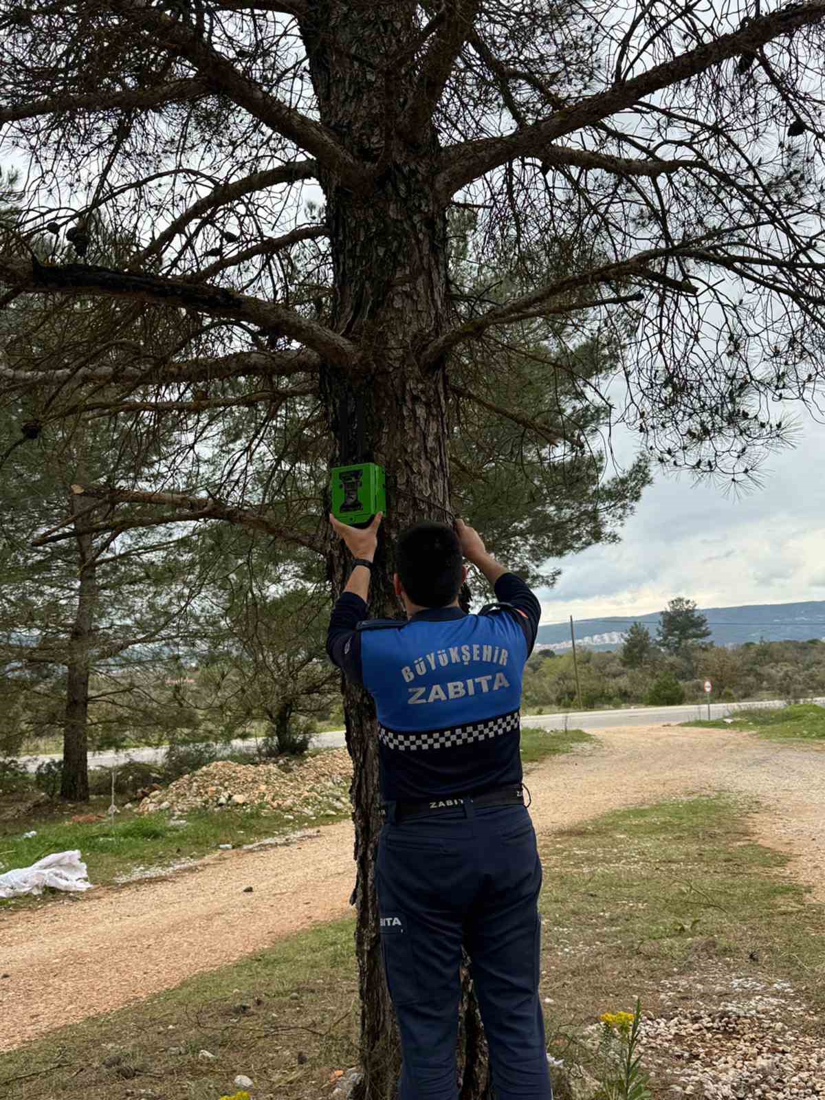 Kaçak hafriyatçılara fotokapan ve dronlu denetim