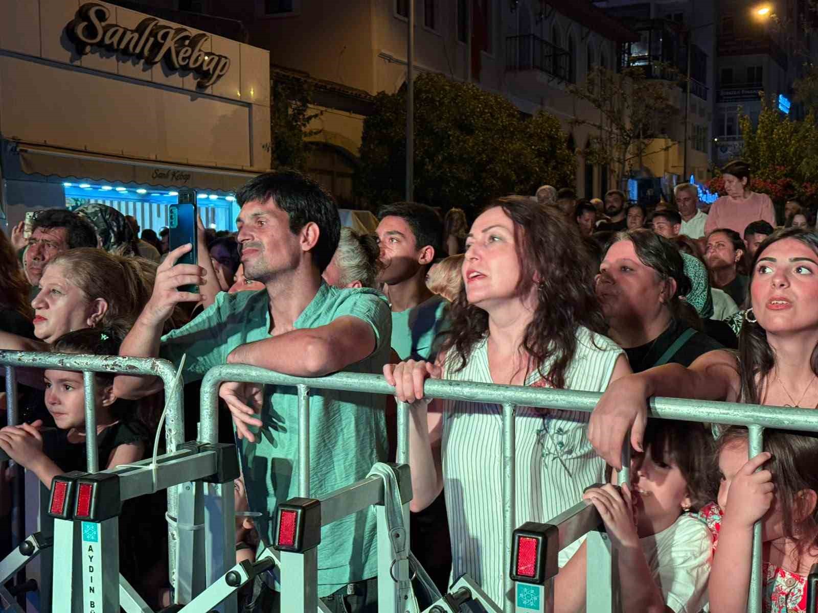 Aydın B&uuml;y&uuml;kşehir&rsquo;den Nazilli&rsquo;de yaz konseri
