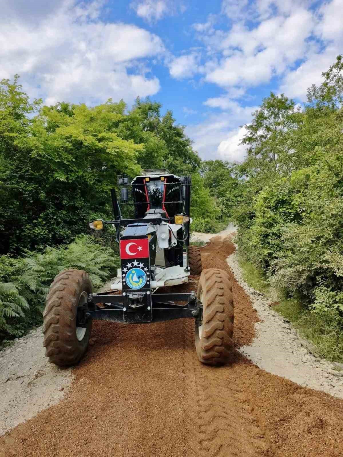 Sinop kırsalında yol &ccedil;alışmaları