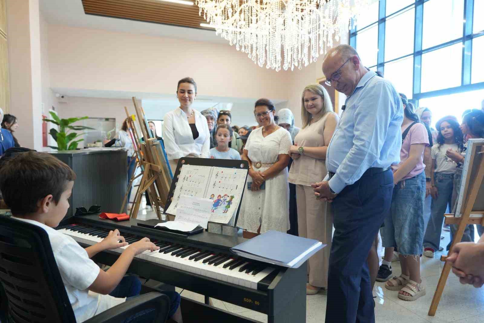 Turgutlu Belediyesi AKM’de yaz dönemine sanat dolu final