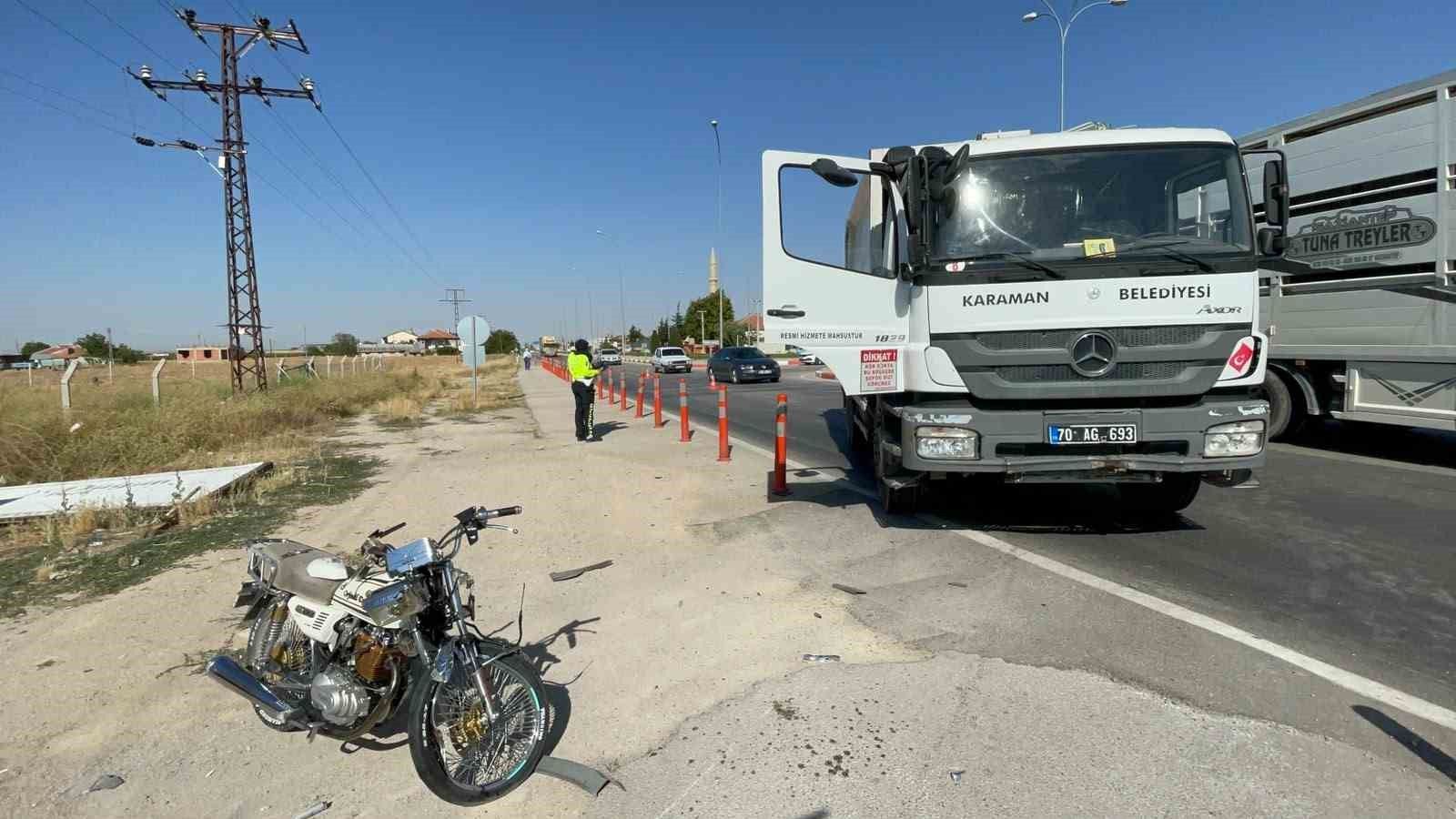 Karaman’da motosiklet sürücüsünün ağır yaralandığı kaza kamerada