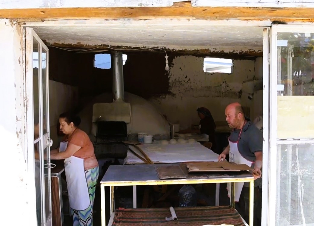 Kahramanmaraş &Ccedil;ardak&rsquo;ta 160 yıllık ekmek geleneği