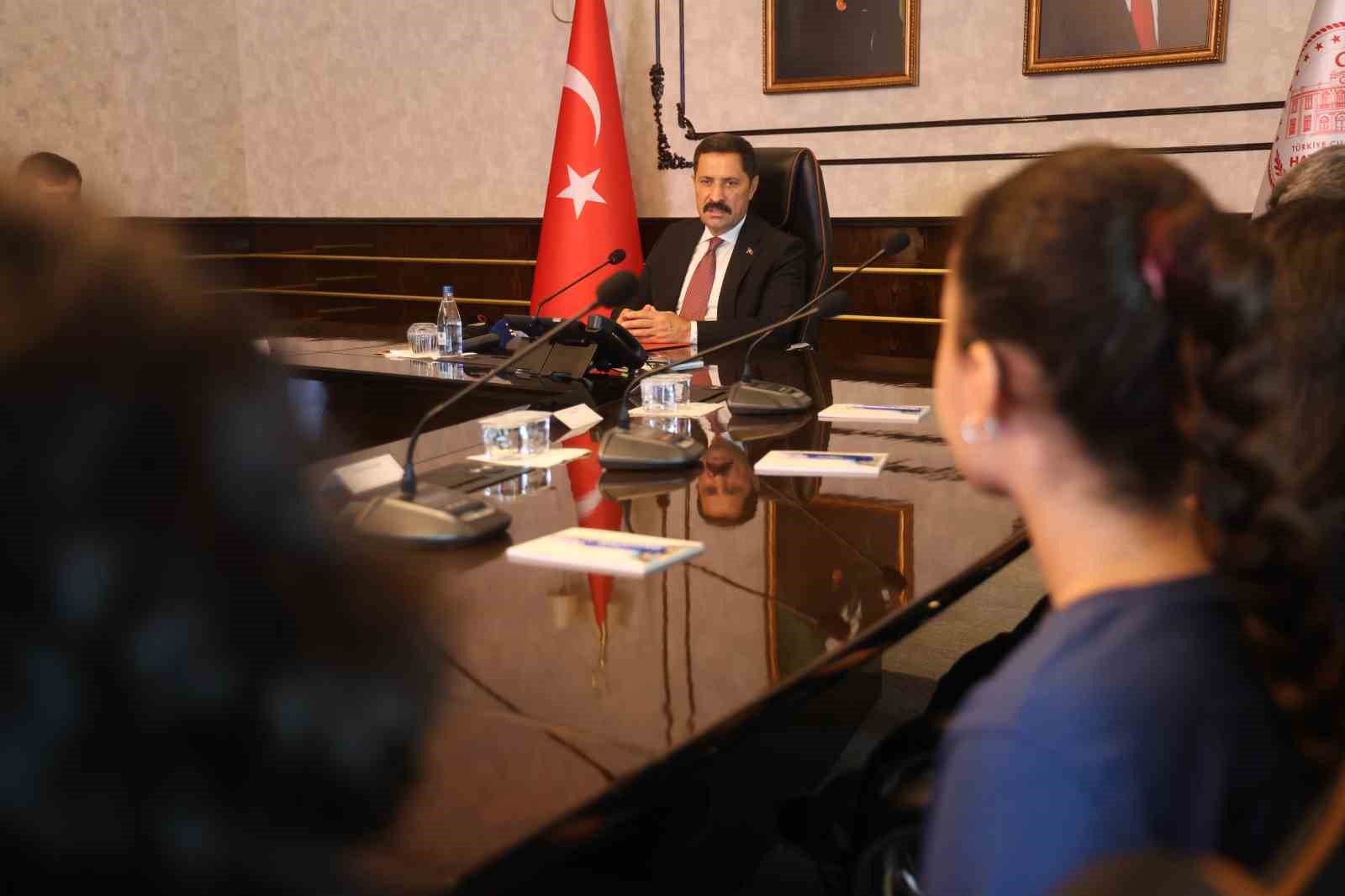 Depremin izlerinin silindiği Hatay’da 8 öğrenci LGS’de birinci oldu, 25 öğrenci YKS’de ilk binde yer aldı