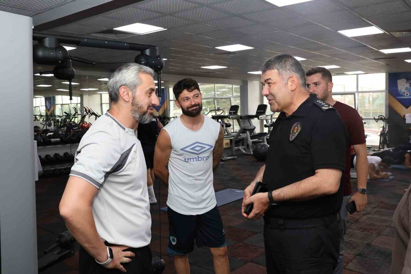 Karaburun&rsquo;dan Erzurumspor&rsquo;a moral desteği