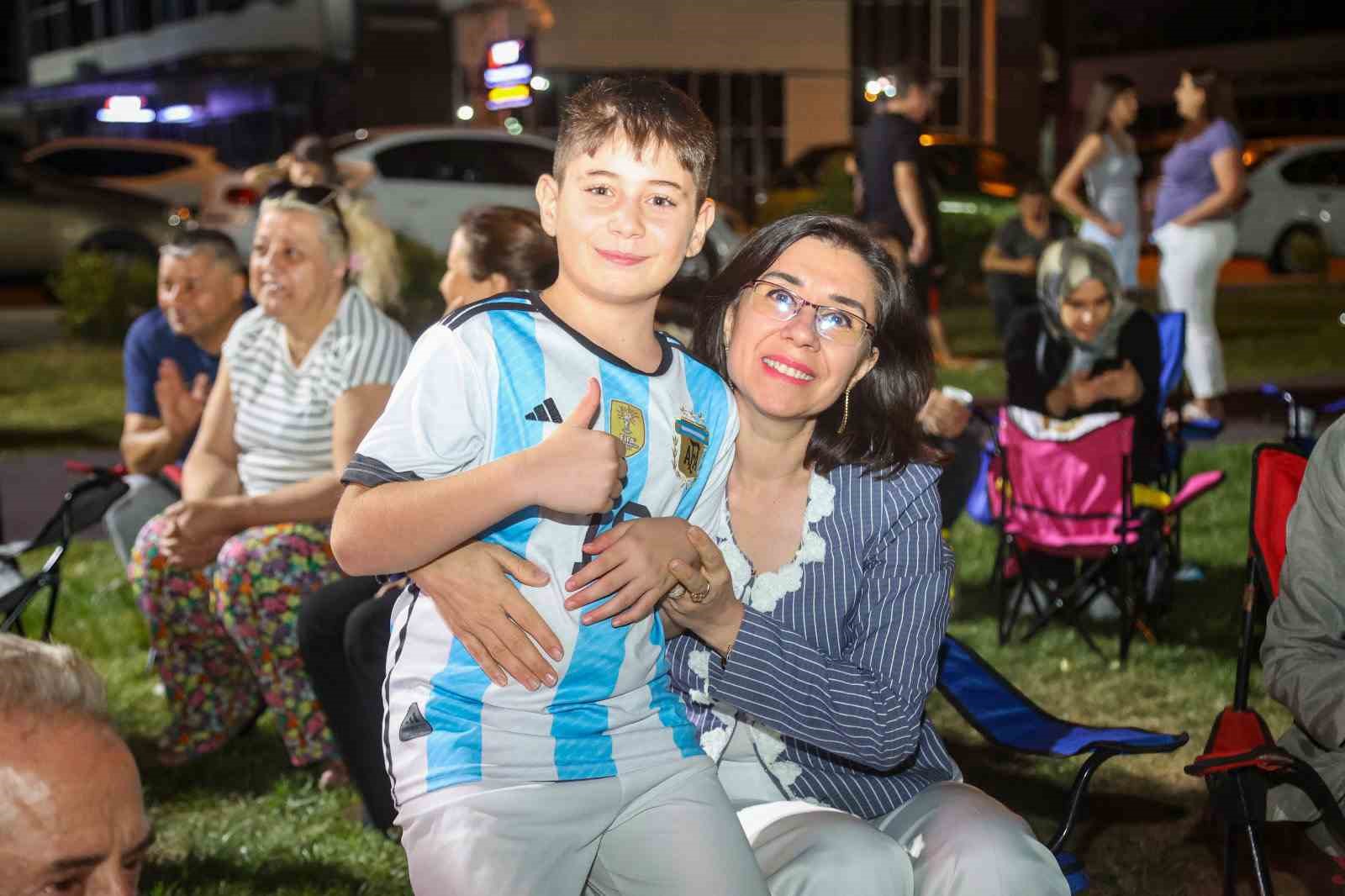 Uşak’ta mahalle şenliği düzenlendi