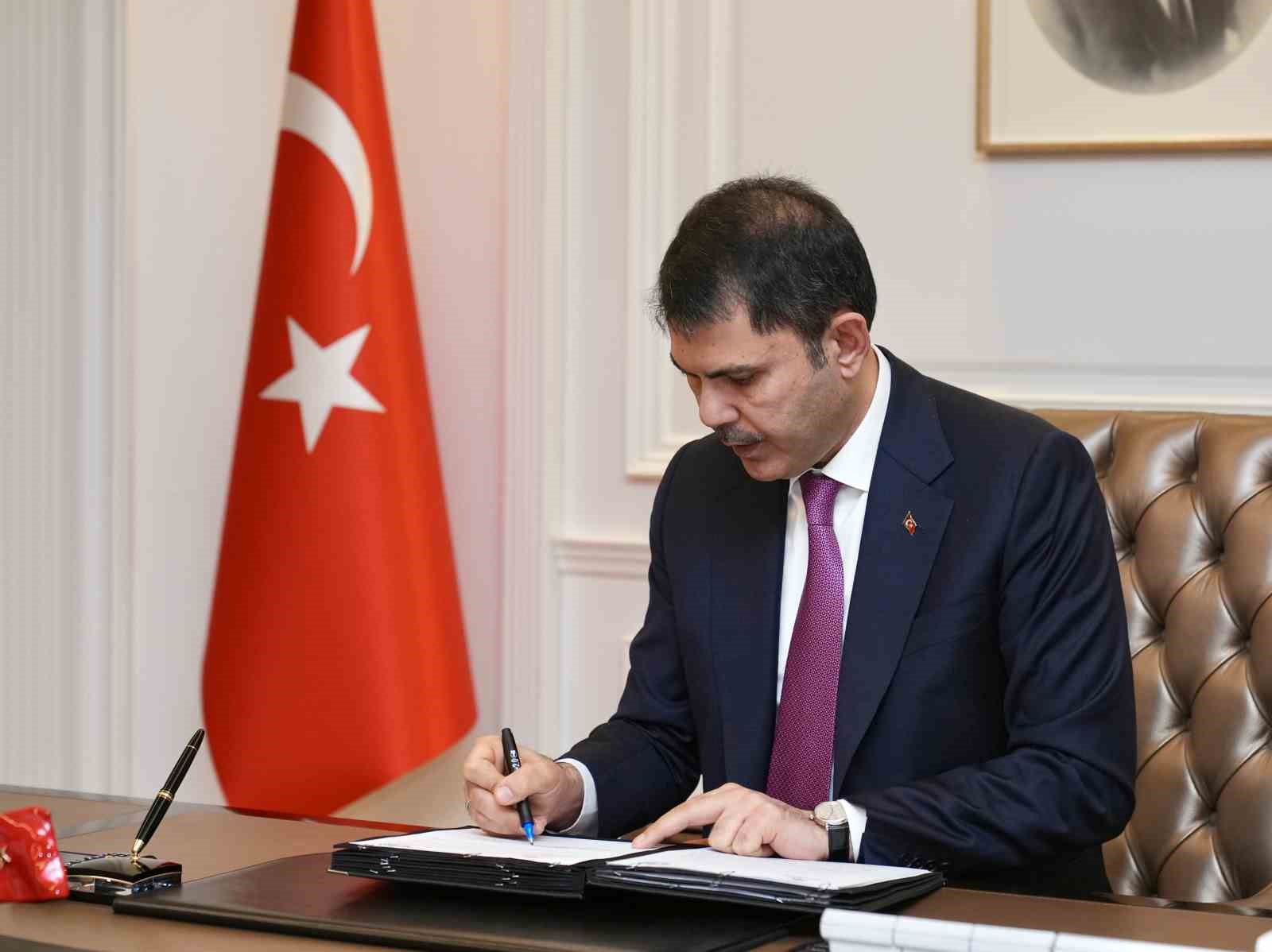 Bakan Kurum&rsquo;dan Tuzla&rsquo;daki kentsel d&ouml;n&uuml;ş&uuml;m projesine ilişkin paylaşım