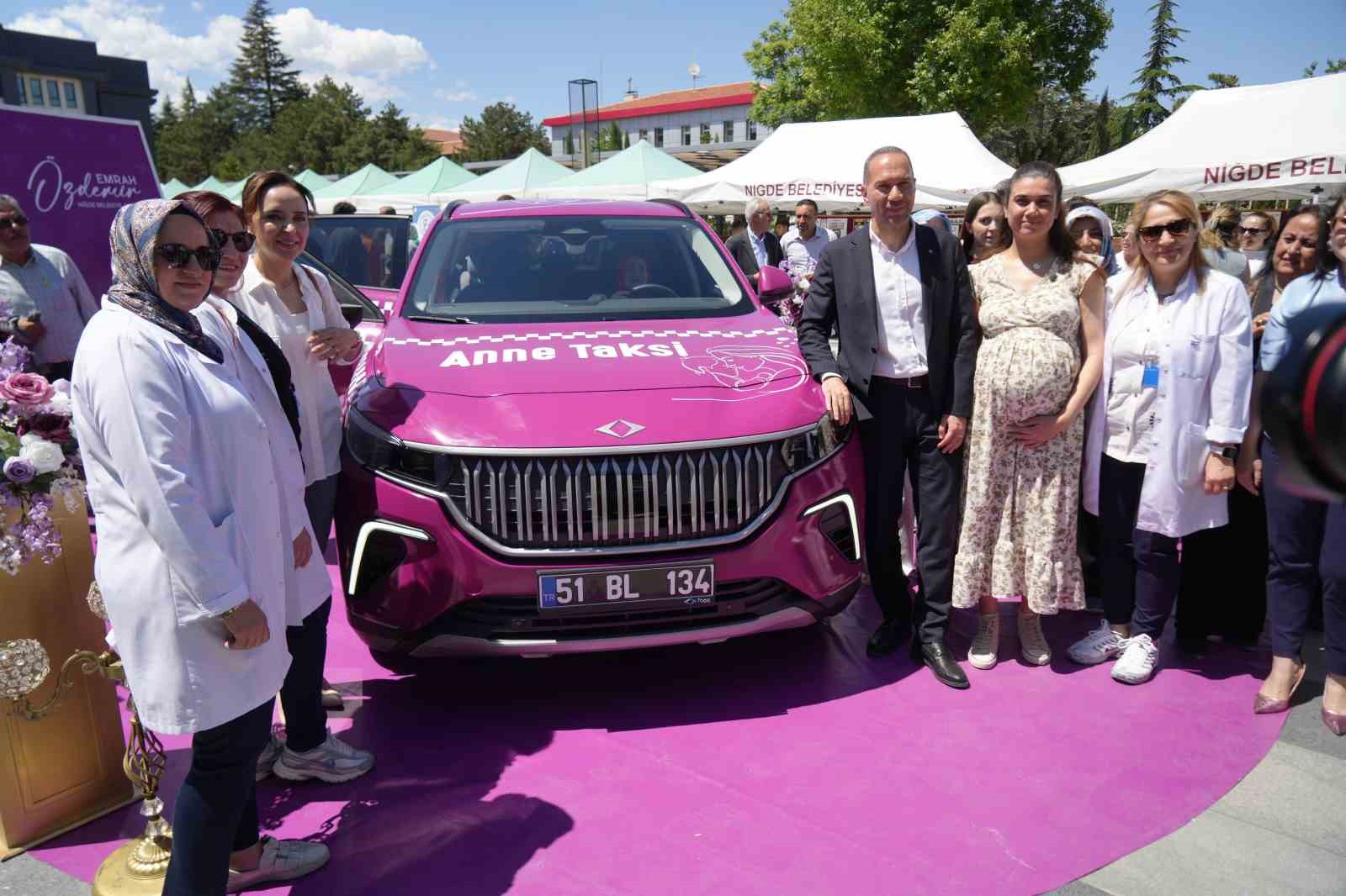 Niğde&rsquo;de hamileler ve anneler i&ccedil;in &uuml;cretsiz &rsquo;Anne Taksi&rsquo; d&ouml;nemi