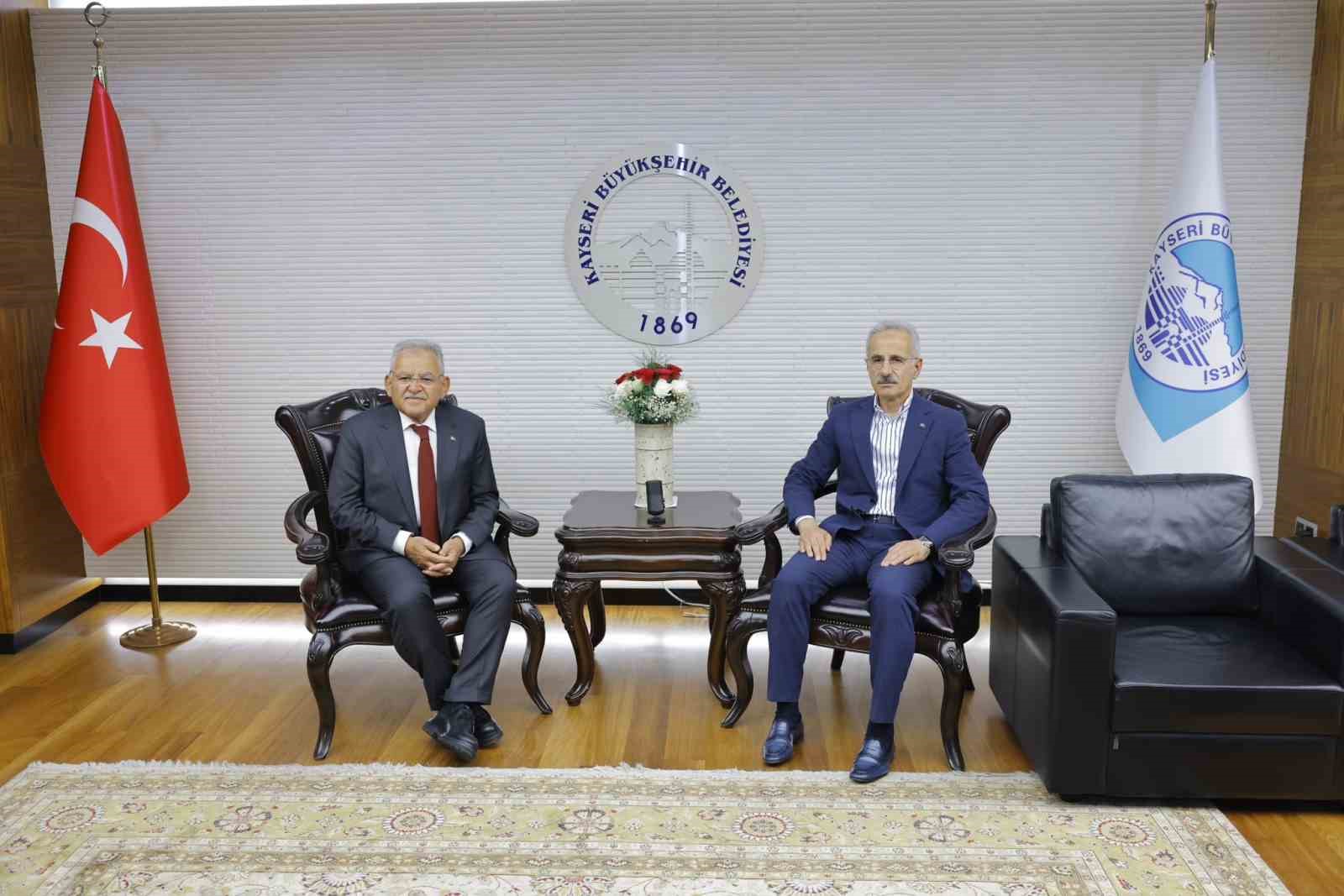 Bakan Uraloğlu: "Kayseri’nin ulaştırma problemleriyle dertlenmeye devam edeceğiz"