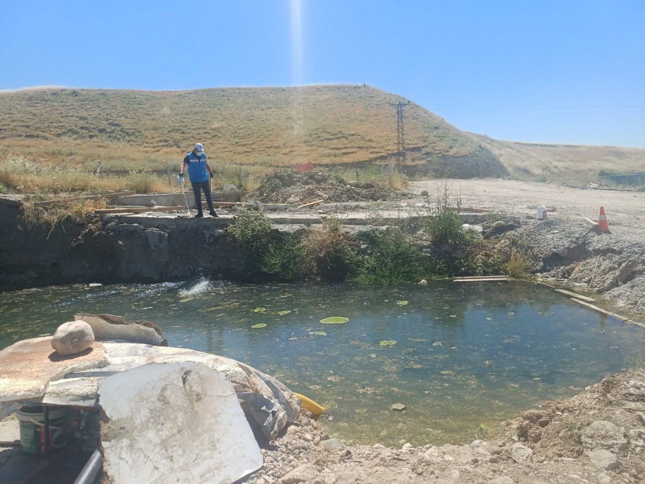 Adıyaman Belediyesi’nden üvez ve sivrisineğe karşı kesintisiz mücadele